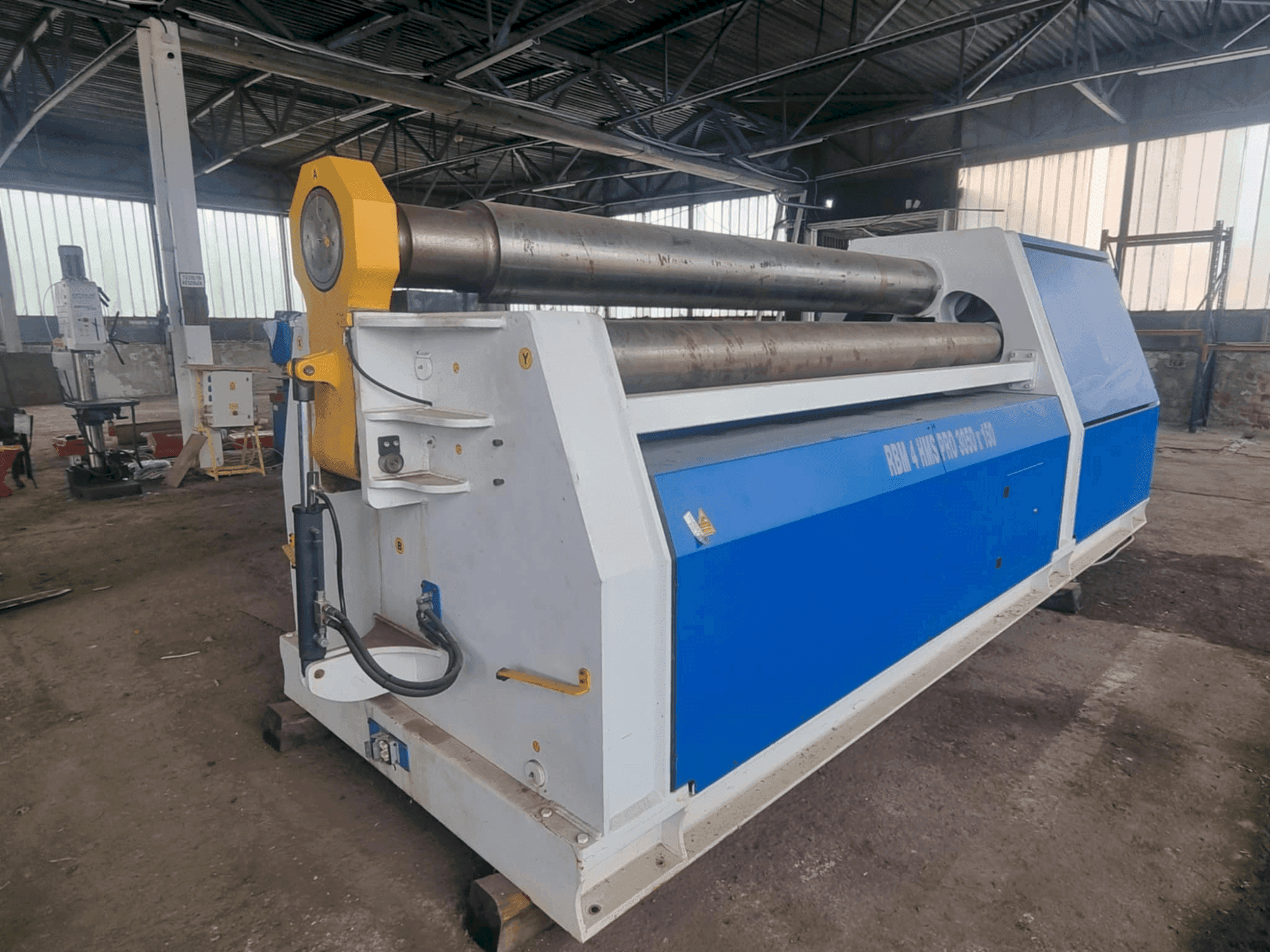 Prikaz stroja Metallkraft RBM 4 HMS Pro 3050-150 sprijeda