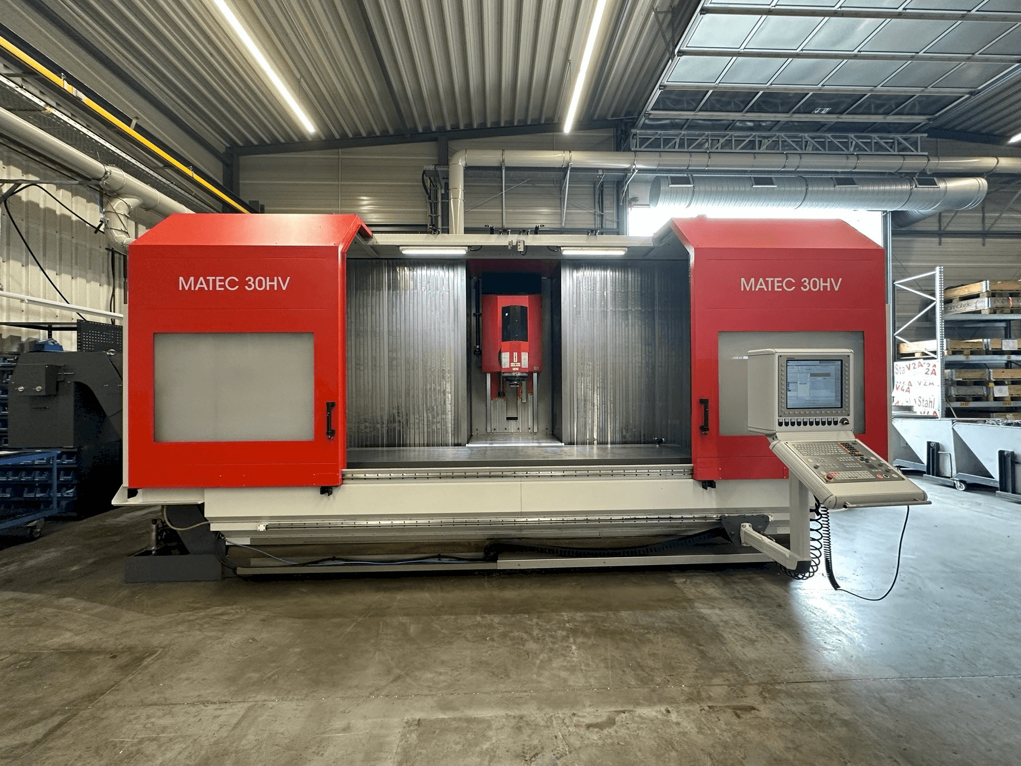 Prikaz stroja Matec 30HV sprijeda