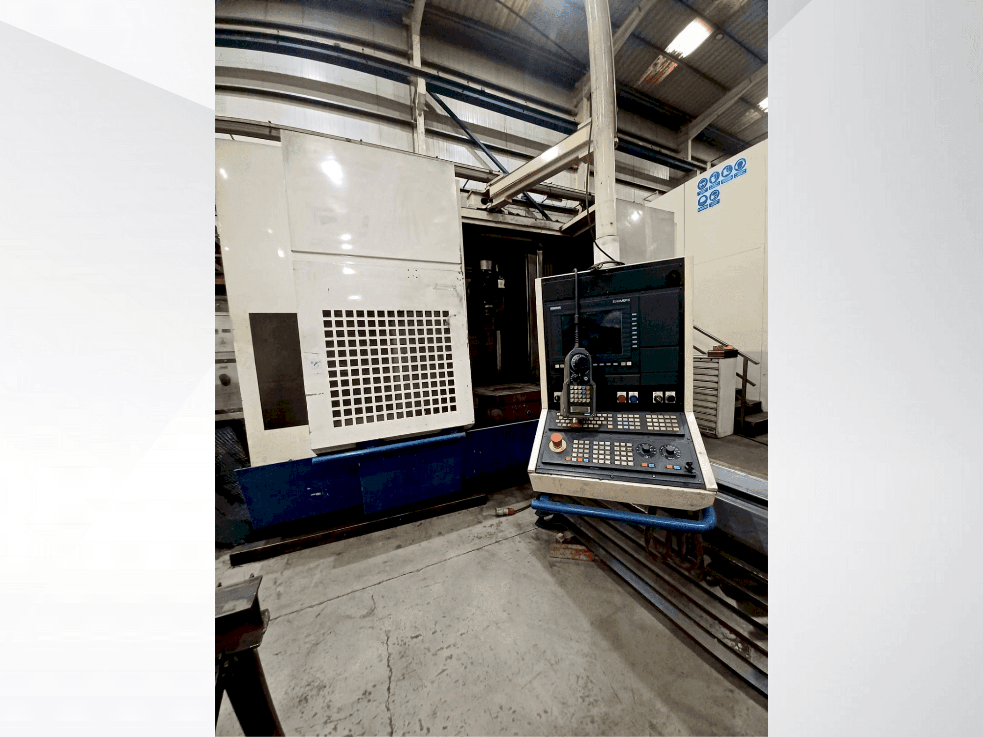 Prikaz stroja Huron EX-C sprijeda