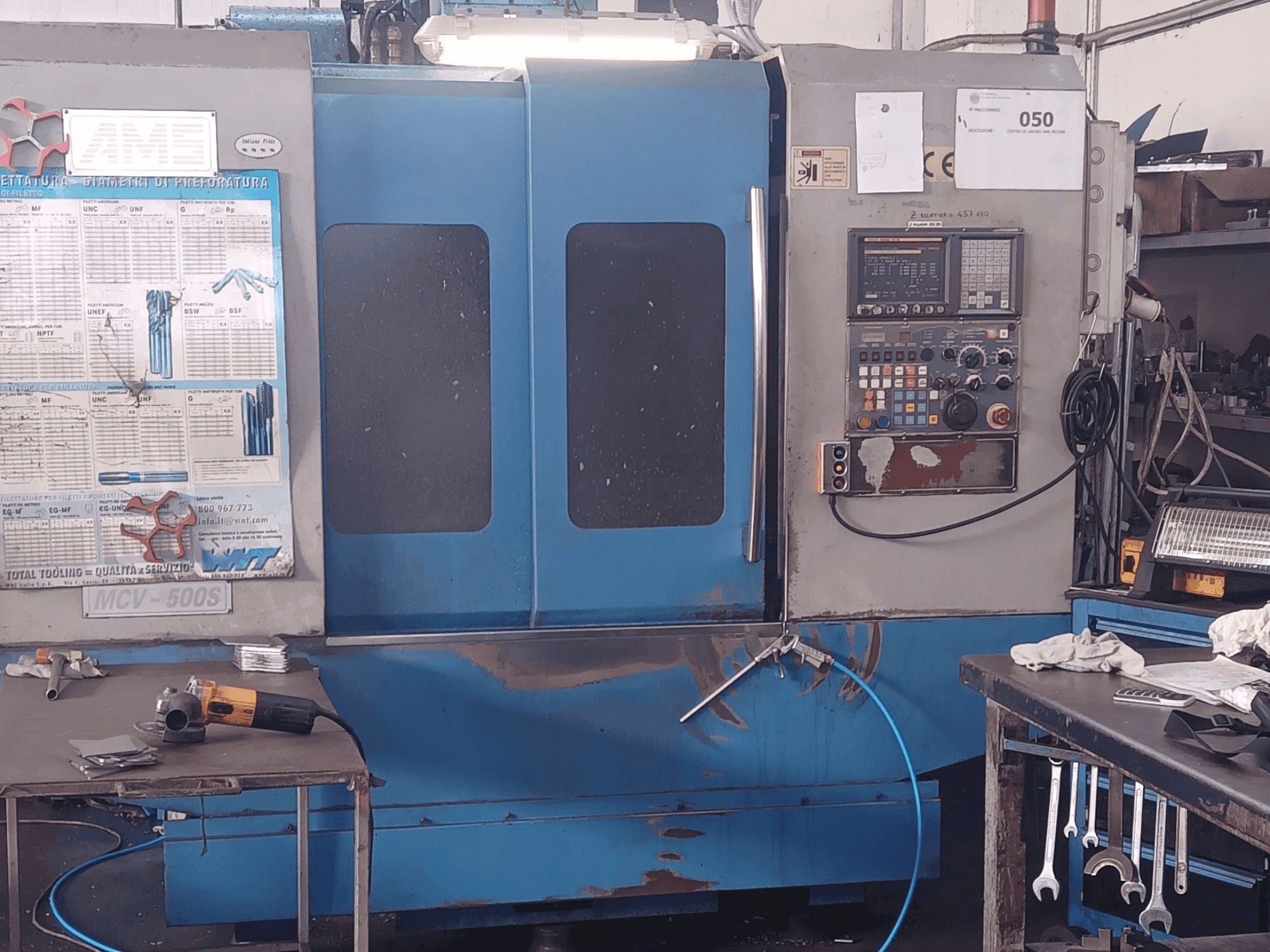 Prikaz stroja MORI SEIKI MCV 500 sprijeda