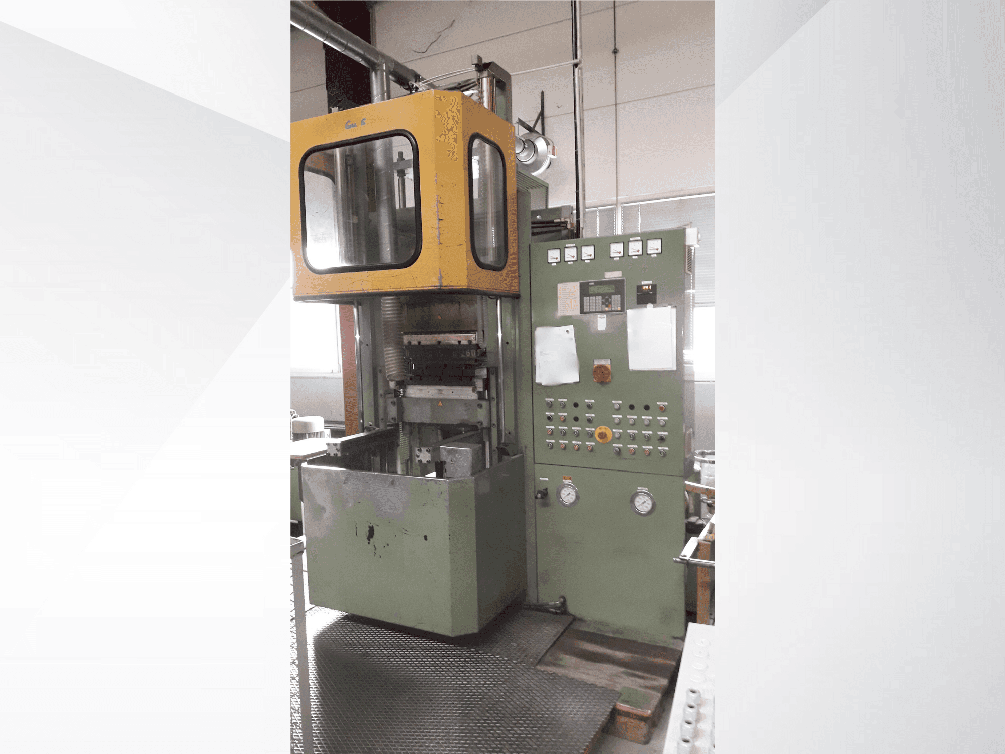 Prikaz stroja WICKERT WKP 2560/5/5 sprijeda