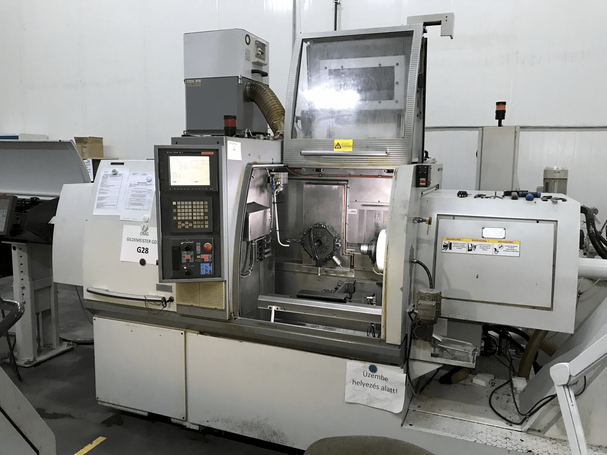 Prikaz stroja Gildemeister GD32 sprijeda