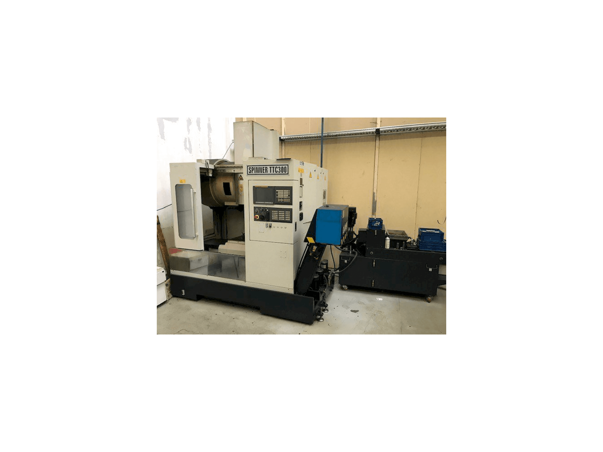 Prikaz stroja SPINNER TTC300 52 SMMCY sprijeda