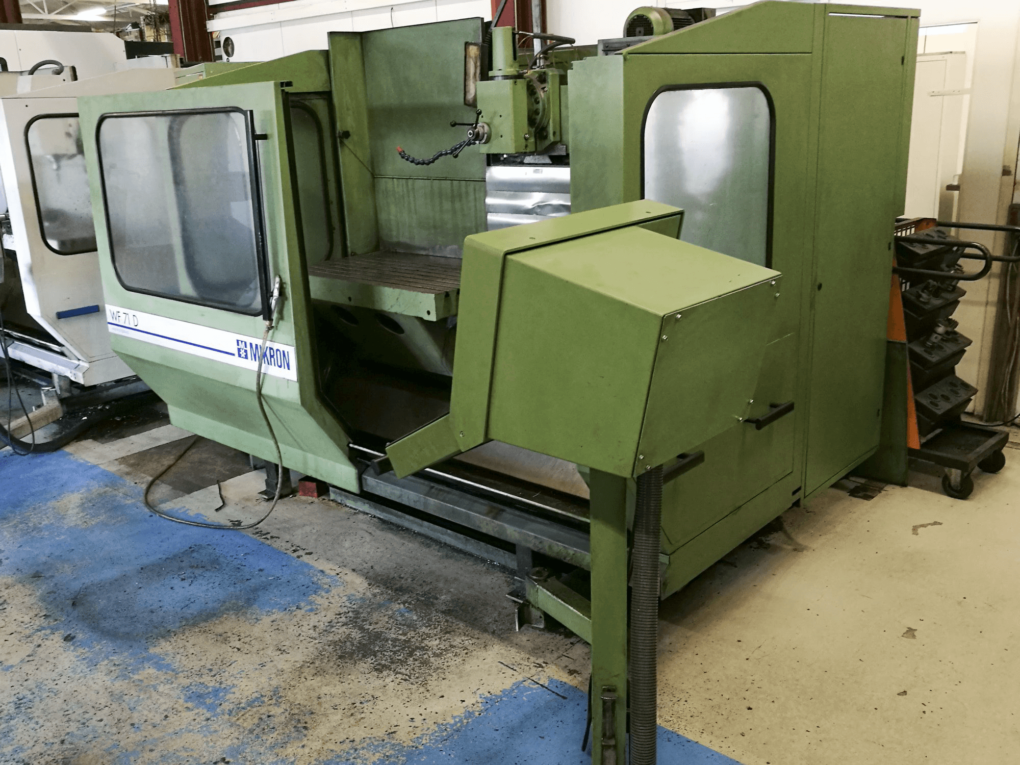 Prikaz stroja Mikron WF-71 D zdesna