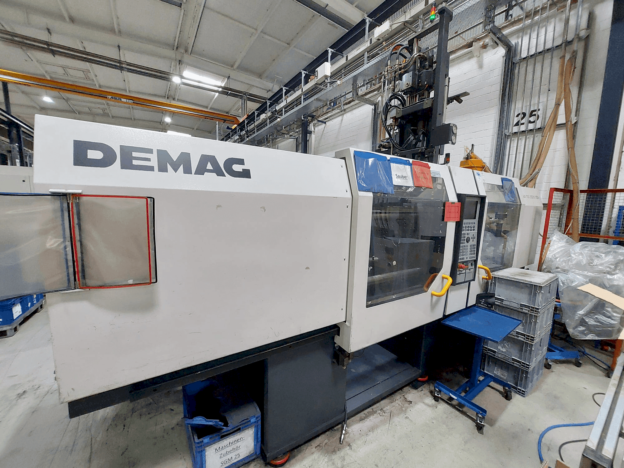 Prikaz stroja DEMAG Ergo-Tech 110-310H-120V sprijeda