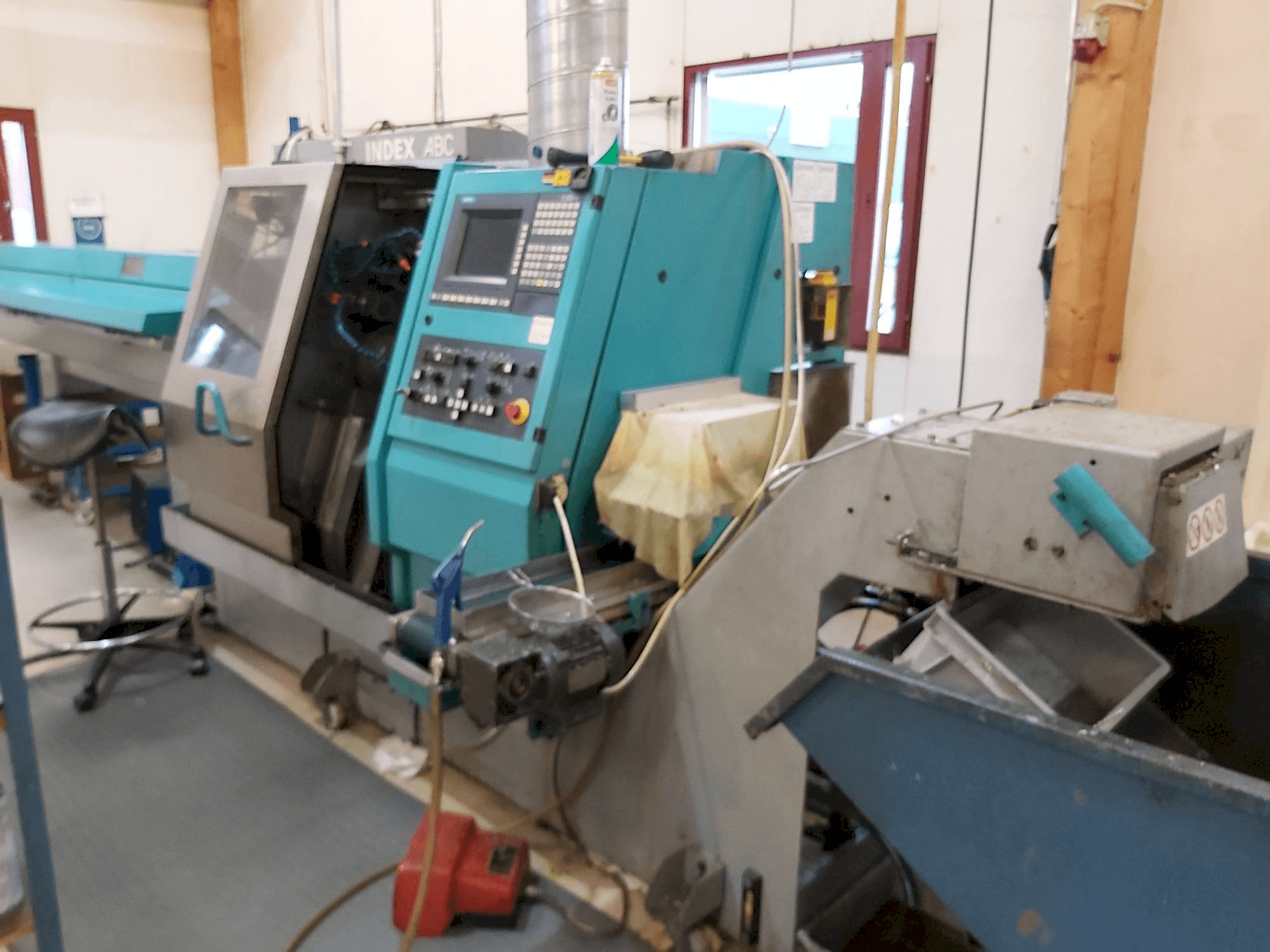 Prikaz stroja Index ABC sprijeda