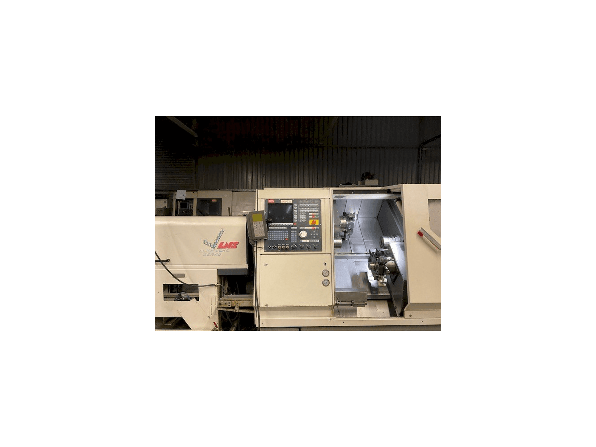 Prikaz stroja TRAUB TNC 42/65 DGY sprijeda