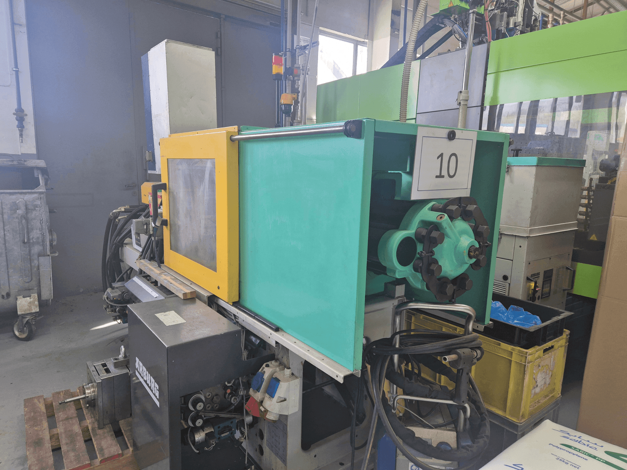 Prikaz stroja Arburg Allrounder 270 C 400-70 sprijeda