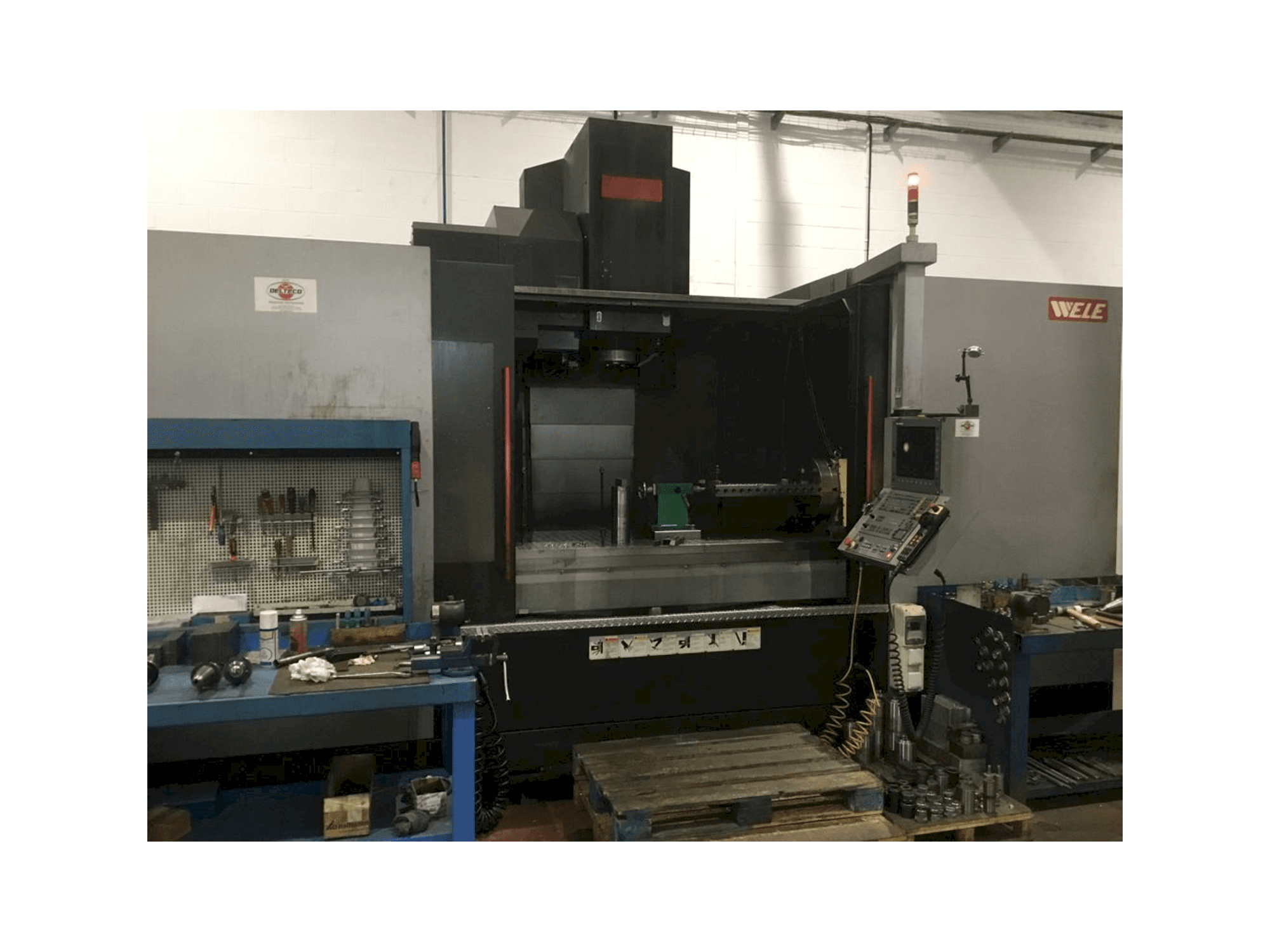 Prikaz stroja Wele AA2090 sprijeda