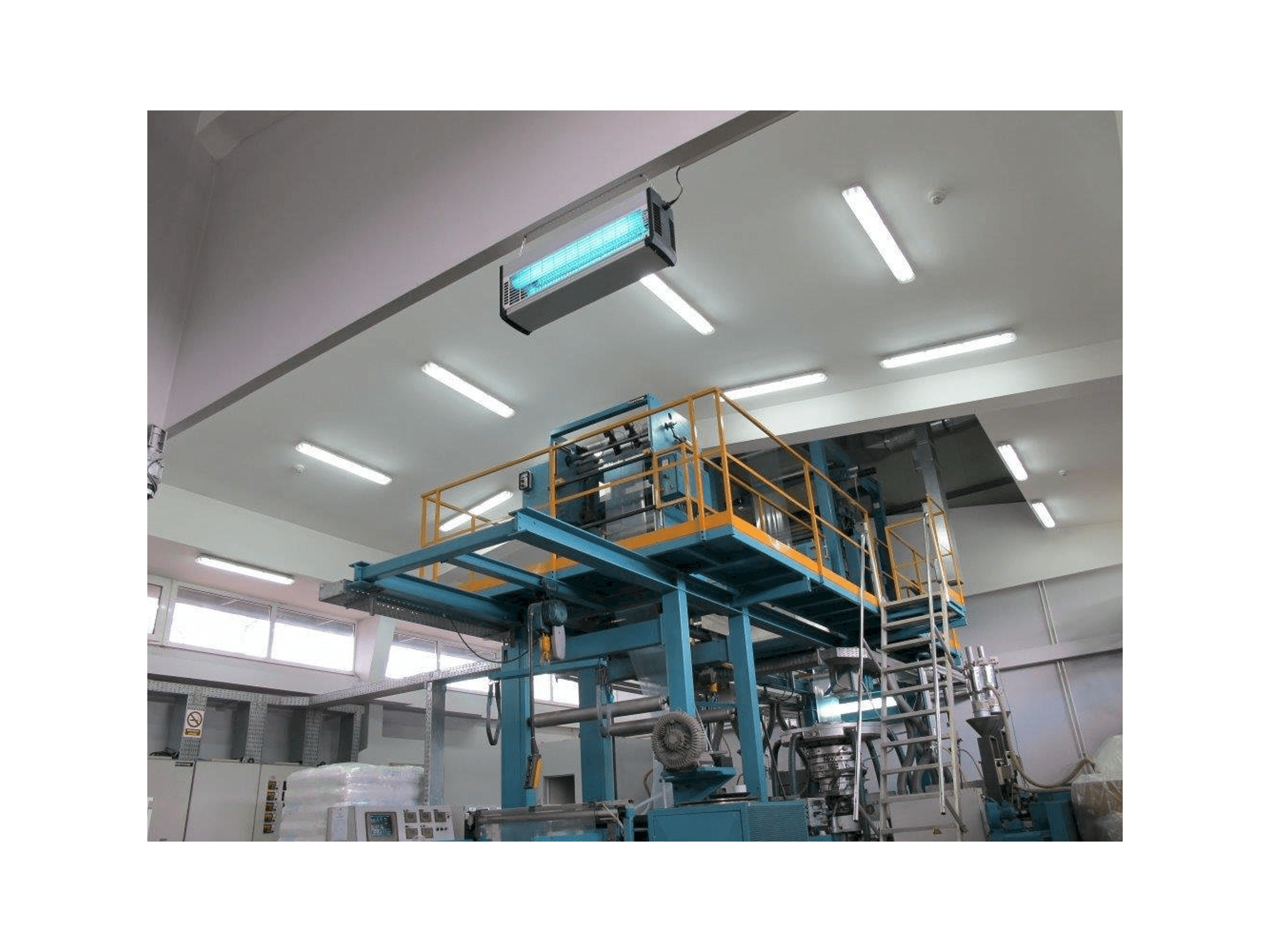 Prikaz stroja BARMAG BF 12/4.5 - 800 AK sprijeda