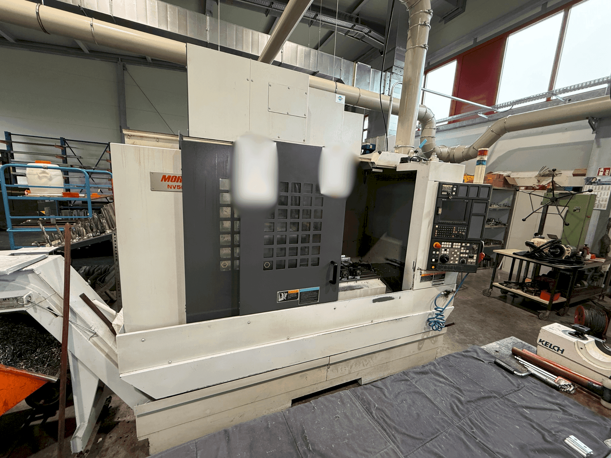 Prikaz stroja MORI SEIKI NV 5000 a1 B/40 sprijeda