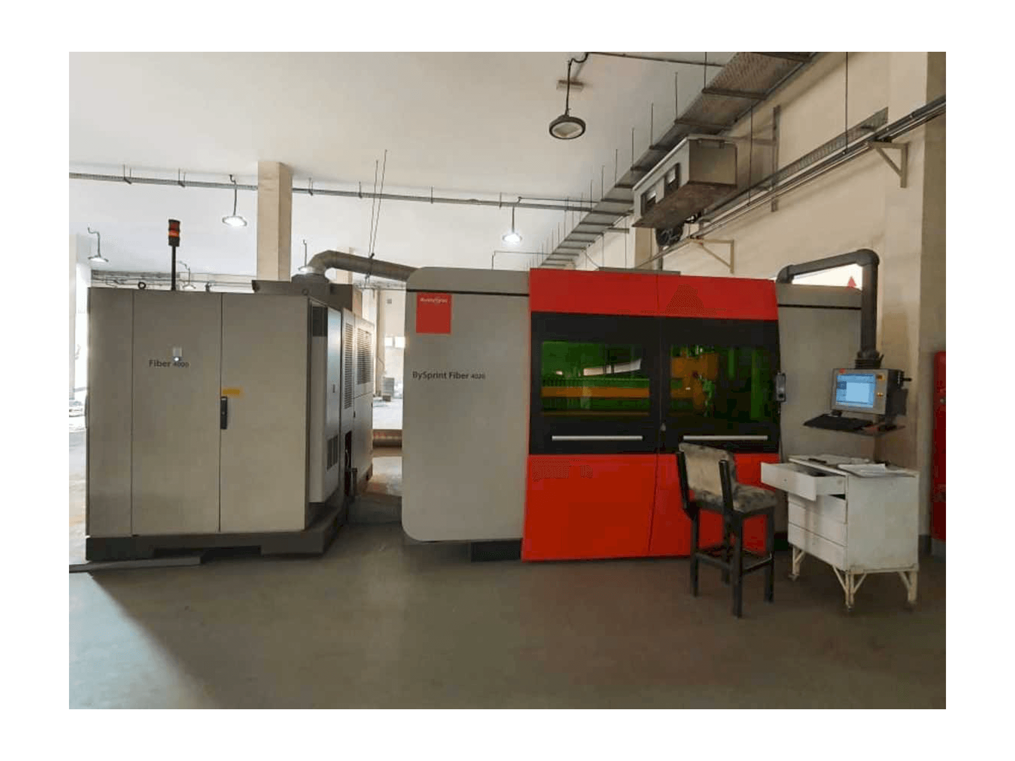 Prikaz stroja Bystronic BySprint Fiber 4020 sprijeda