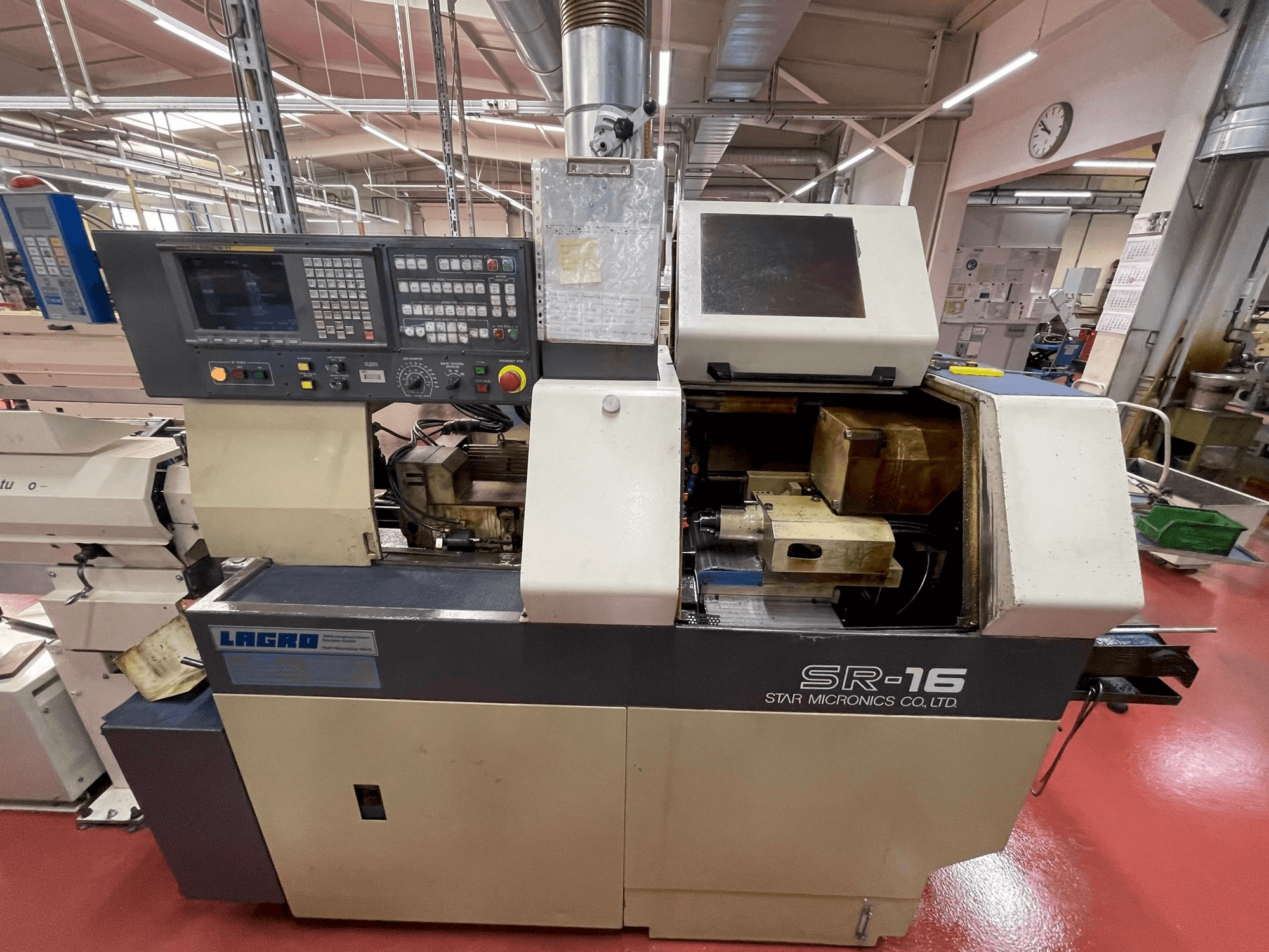 Prikaz stroja Star SR-16 sprijeda