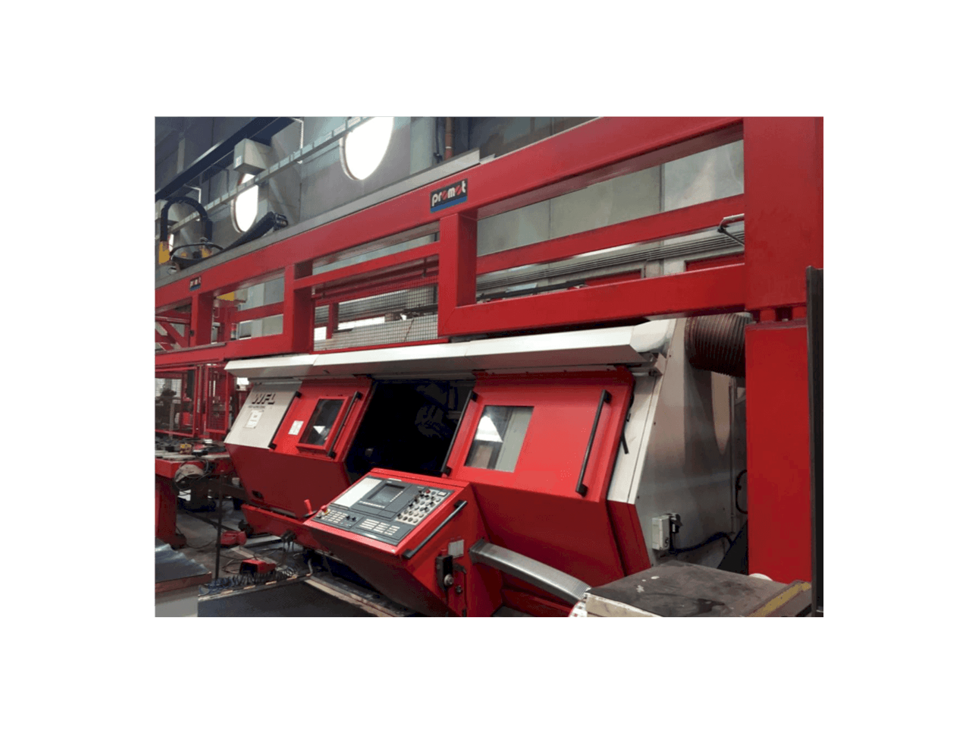 Prikaz stroja WFL M50 sprijeda