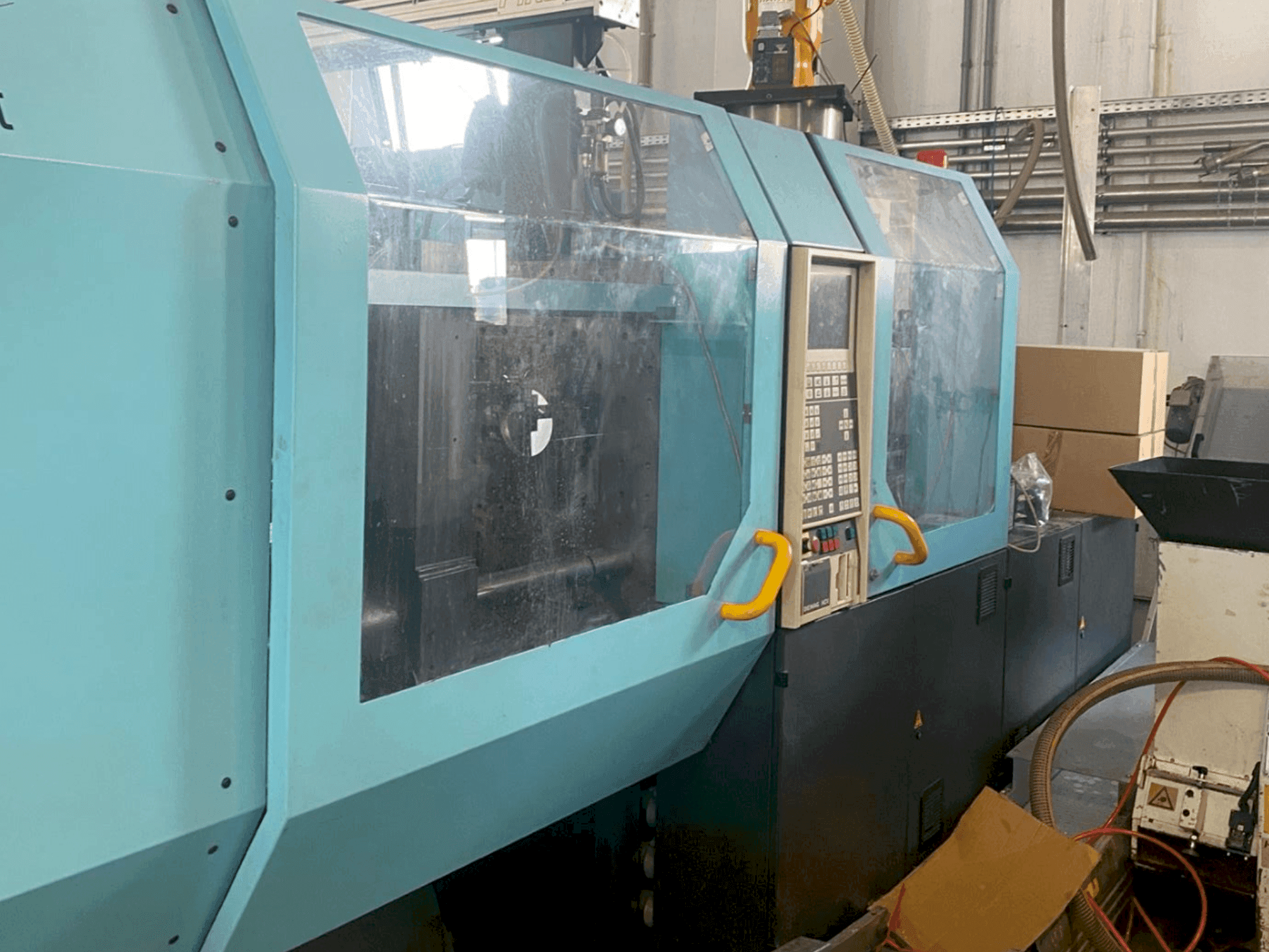 Prikaz stroja DEMAG Ergotech Compact 1500-610 sprijeda
