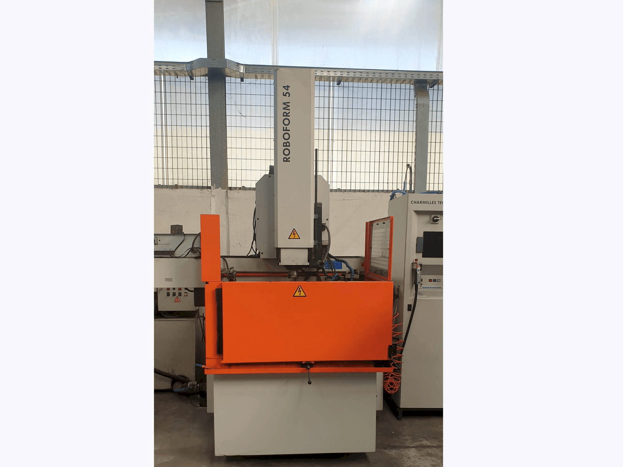 Prikaz stroja CHARMILLES ROBOFORM 54 sprijeda