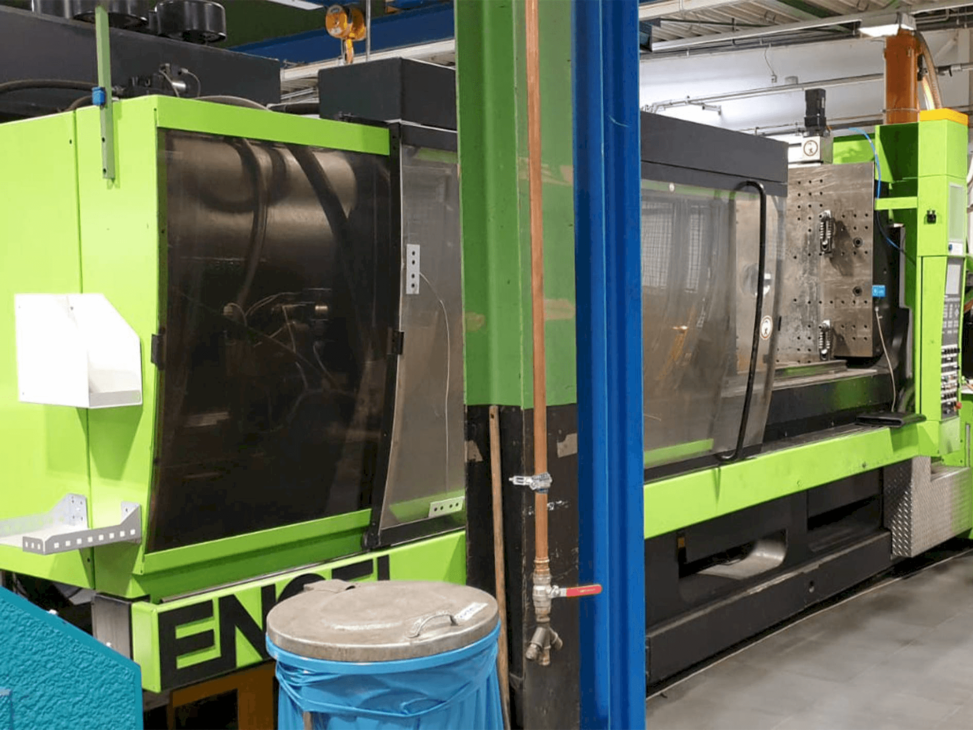 Prikaz stroja ENGEL ES 2550/500 HL-V sprijeda