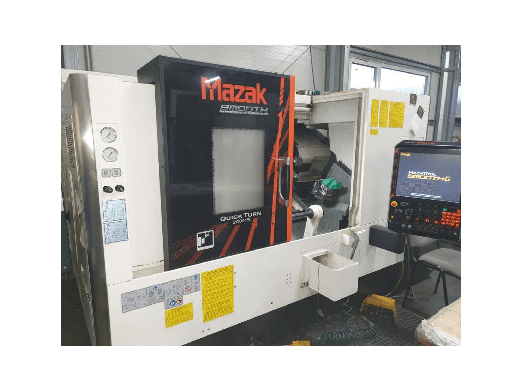 Prikaz stroja Mazak Quick Turn 200MS sprijeda
