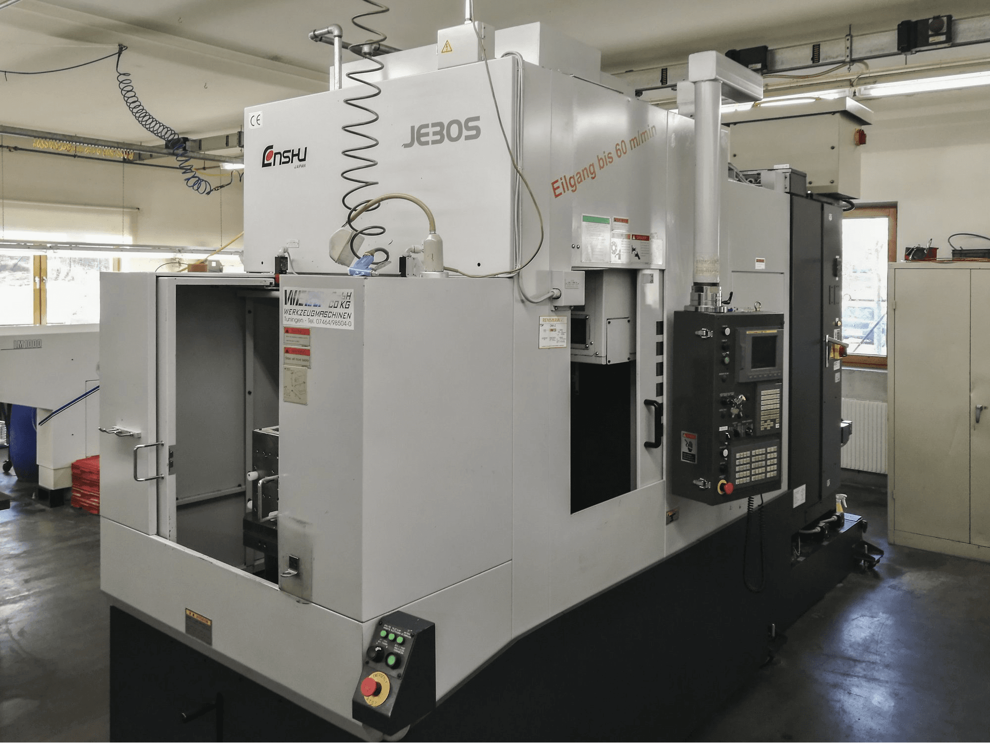 Prikaz stroja Enshu JE30S zdesna