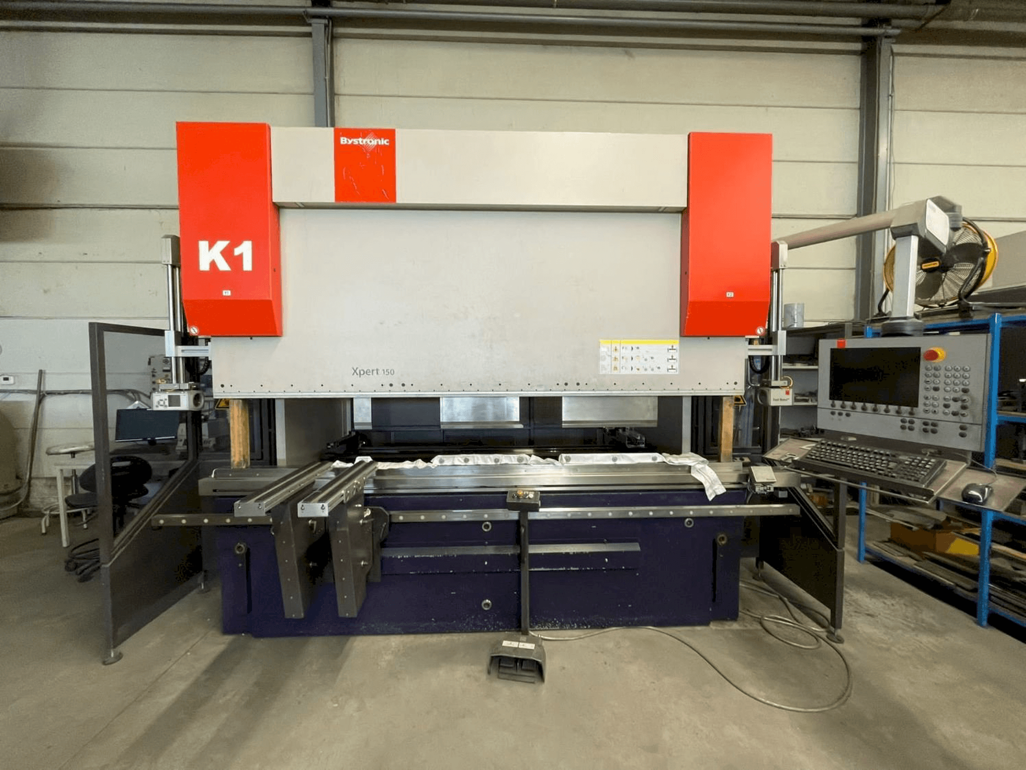 Prikaz stroja Bystronic Xpert 150 x 3100 sprijeda