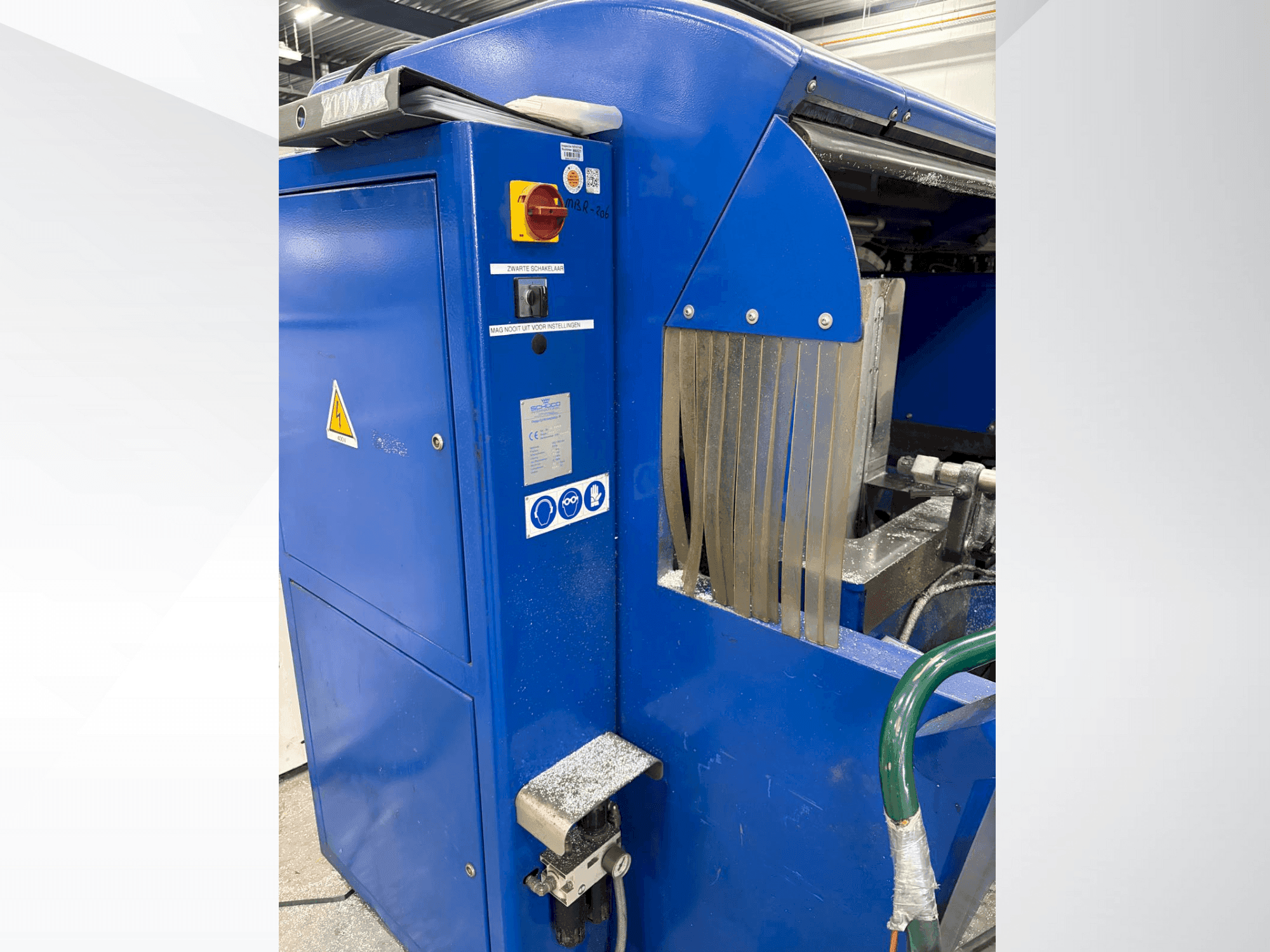 Prikaz stroja SCHÜCO B 50 S sprijeda