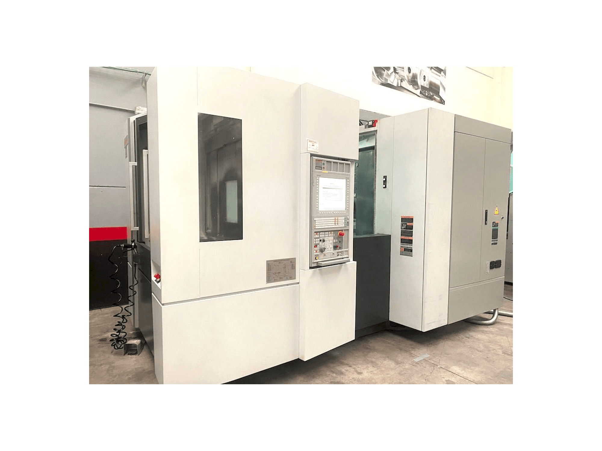 Prikaz stroja MORI SEIKI NH 5000 DCG sprijeda