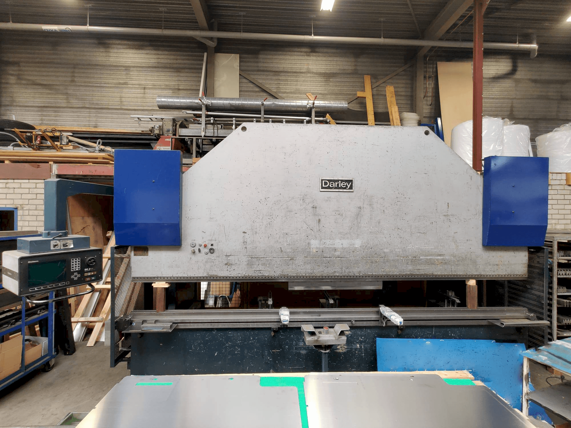 Prikaz stroja Darley EHP150 43/37 sprijeda