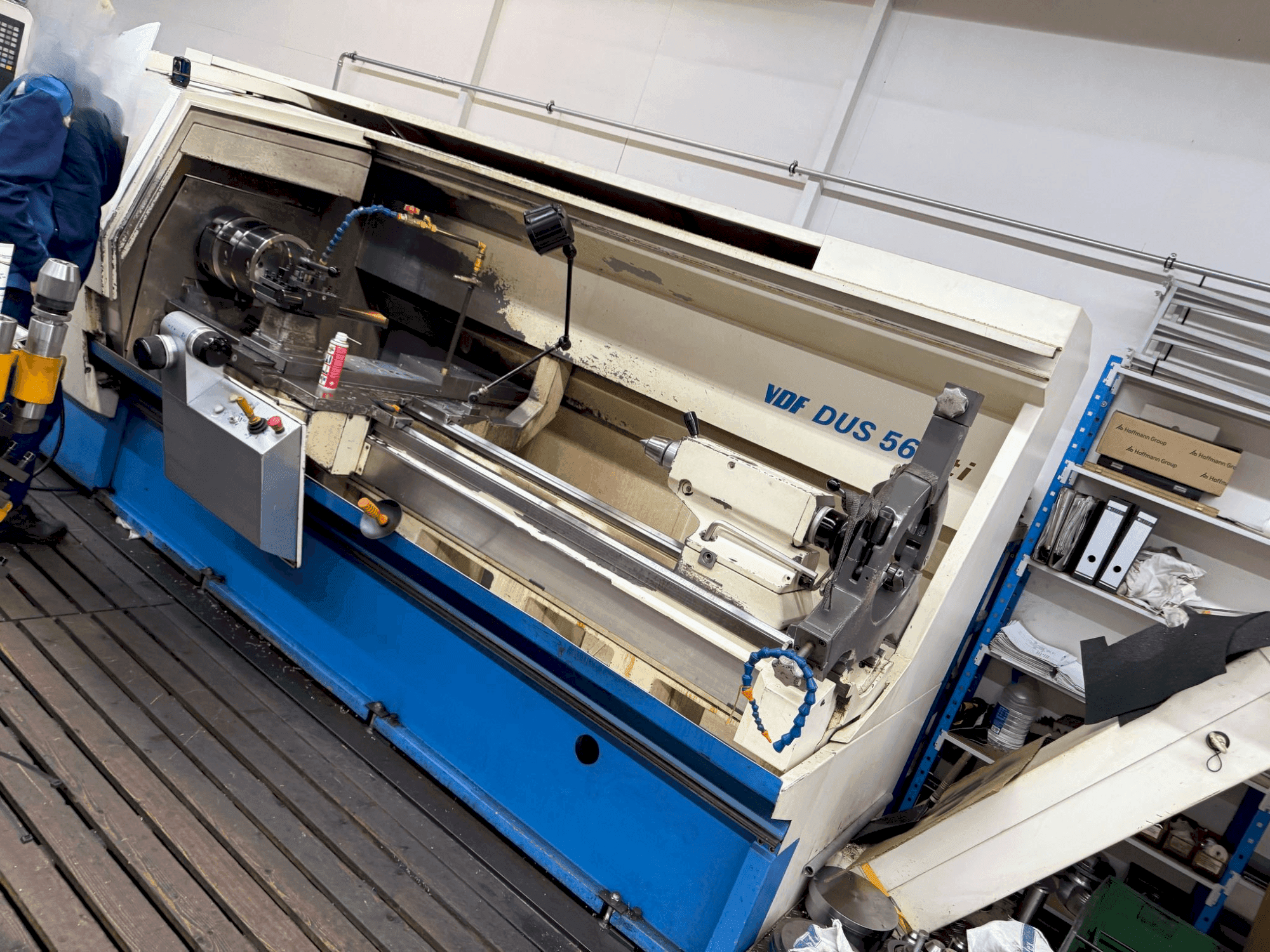 Prikaz stroja BOEHRINGER VDF DUS 560 ti sprijeda