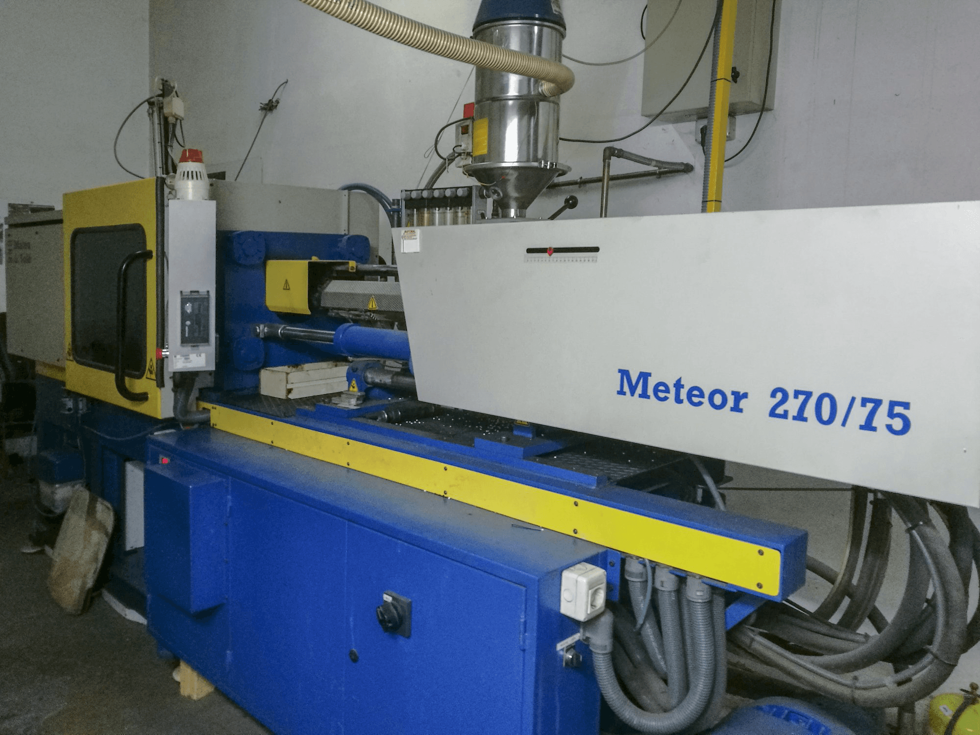 Prikaz 1 stroja Mateu & Solé Meteor 270/75 zdesna