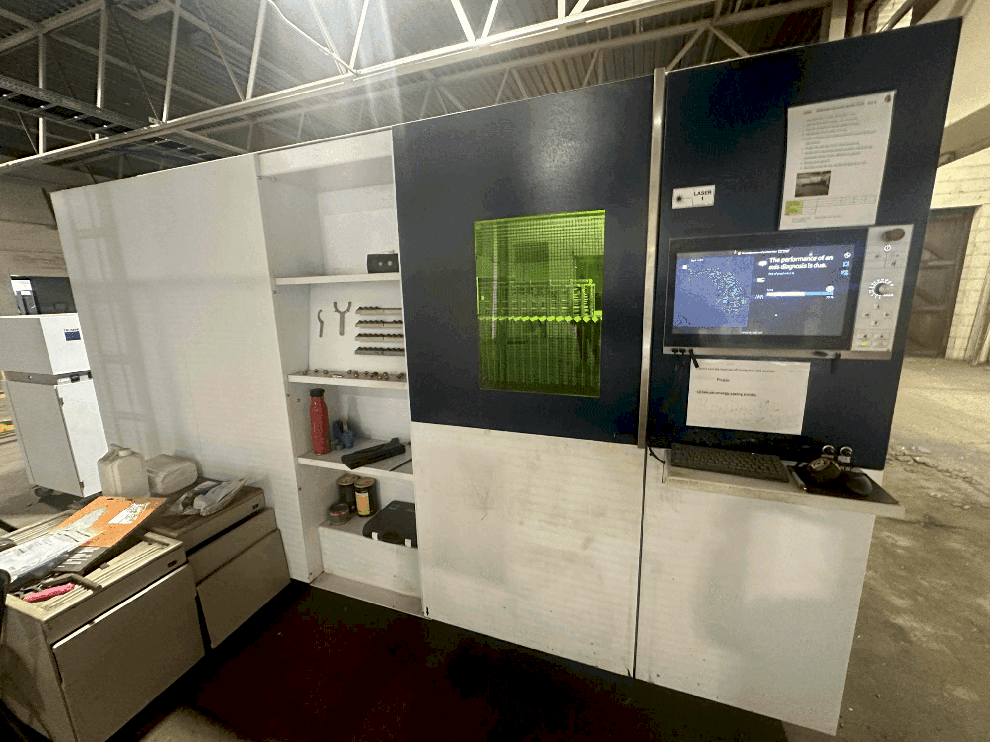 Prikaz stroja TRUMPF Trulaser 1040 Fiber sprijeda