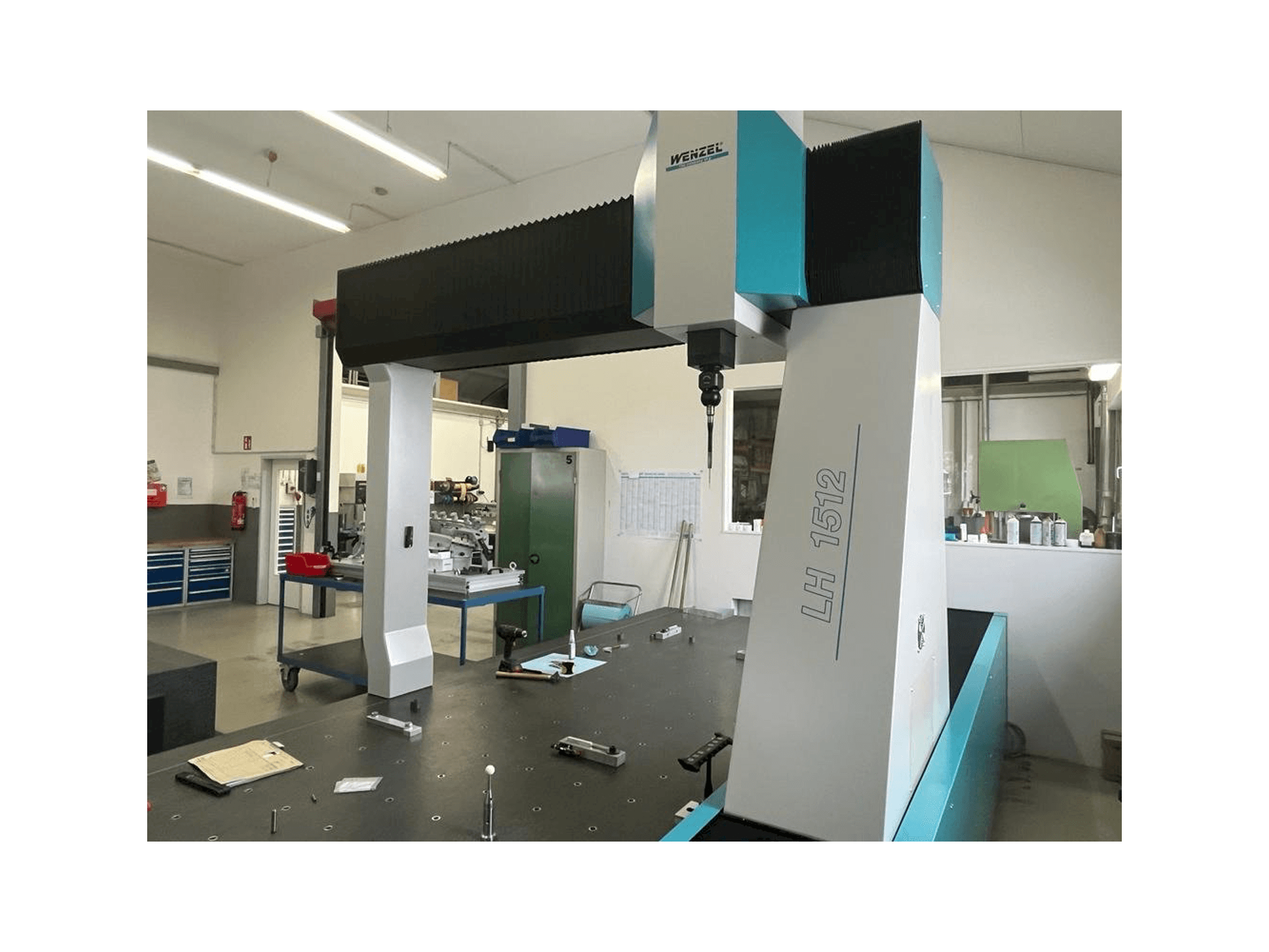 Prikaz stroja Wenzel LH 1512 sprijeda