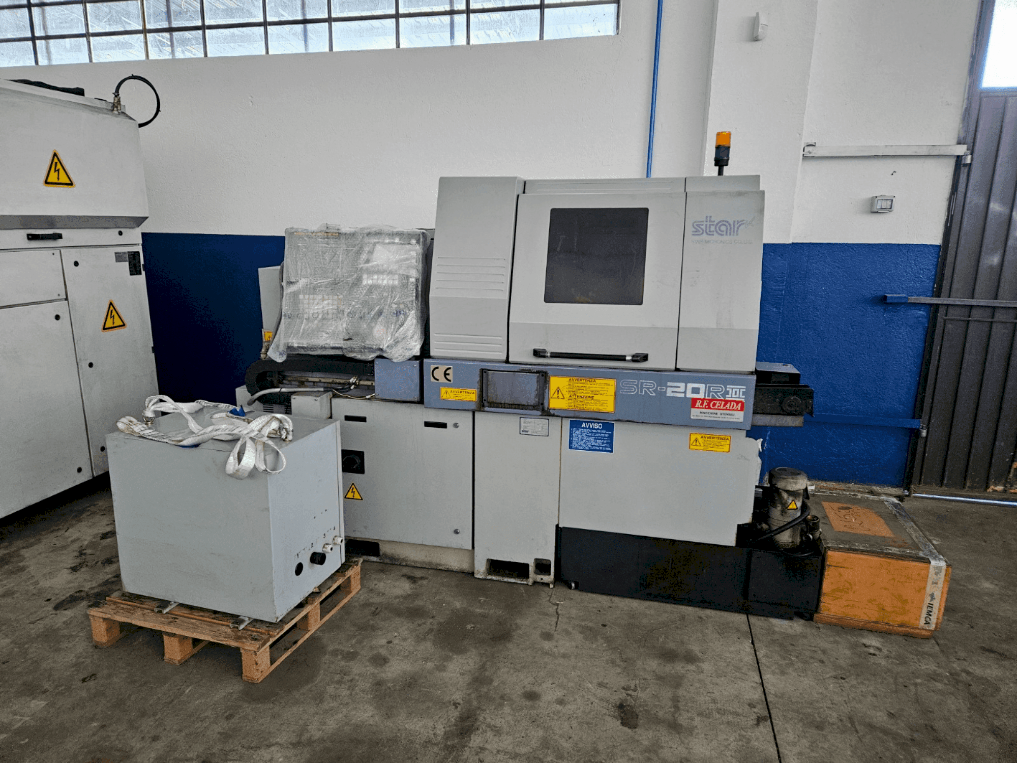 Prikaz stroja STAR MICRONICS SR 20R II sprijeda