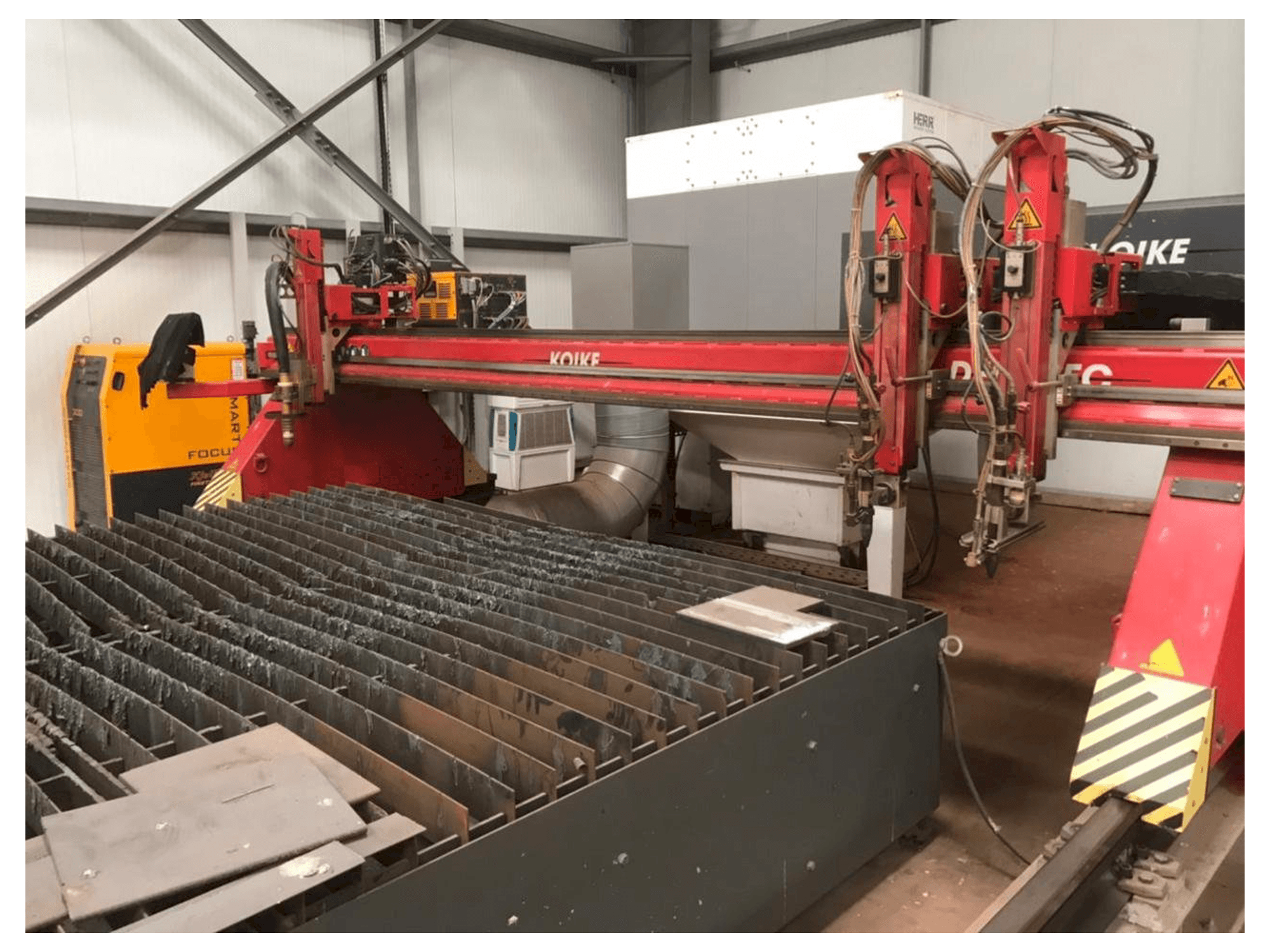 Prikaz stroja KOIKE Deltatec 4500 sprijeda