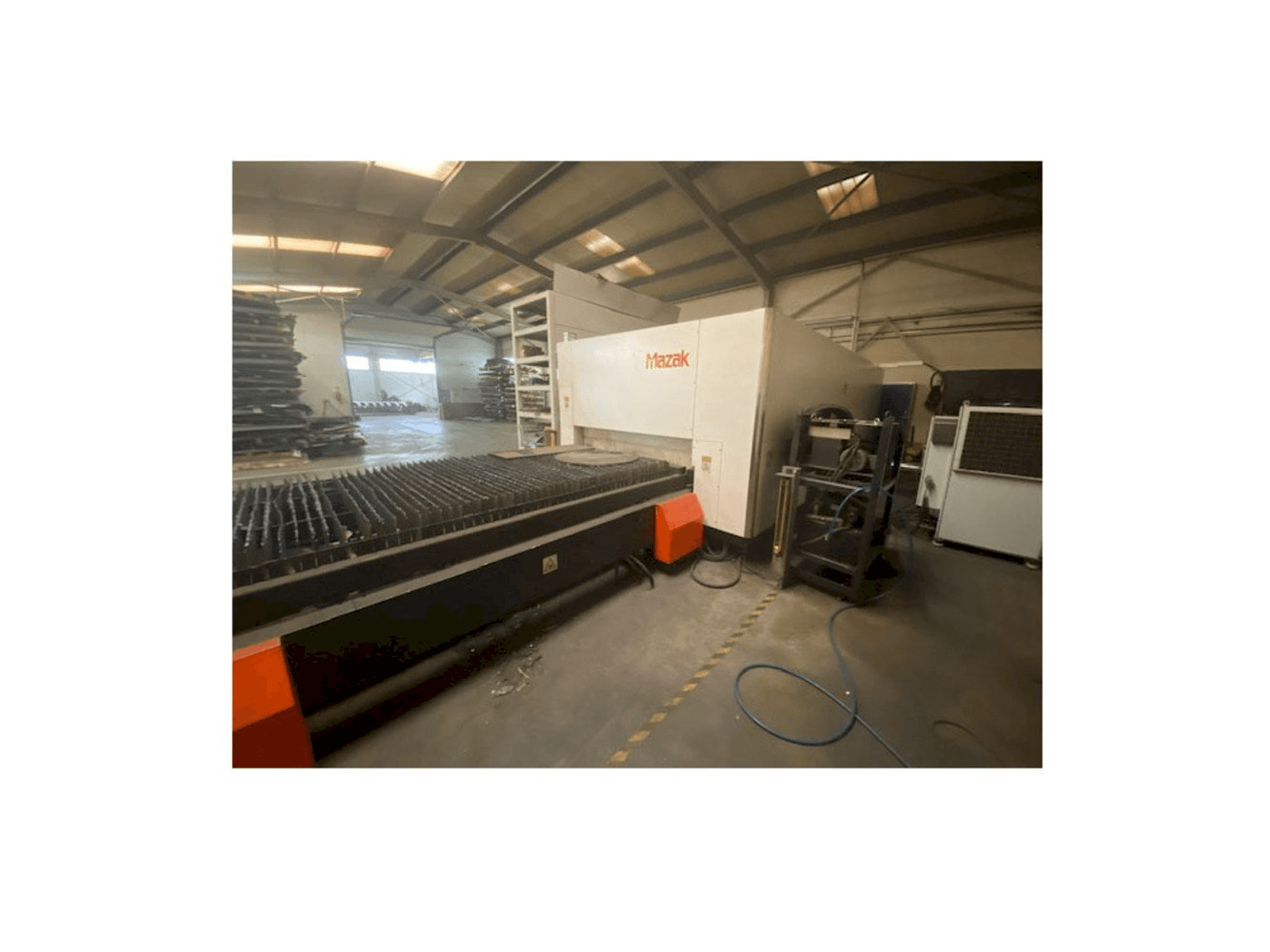 Prikaz stroja Mazak Optiplex Nexus 3015 sprijeda