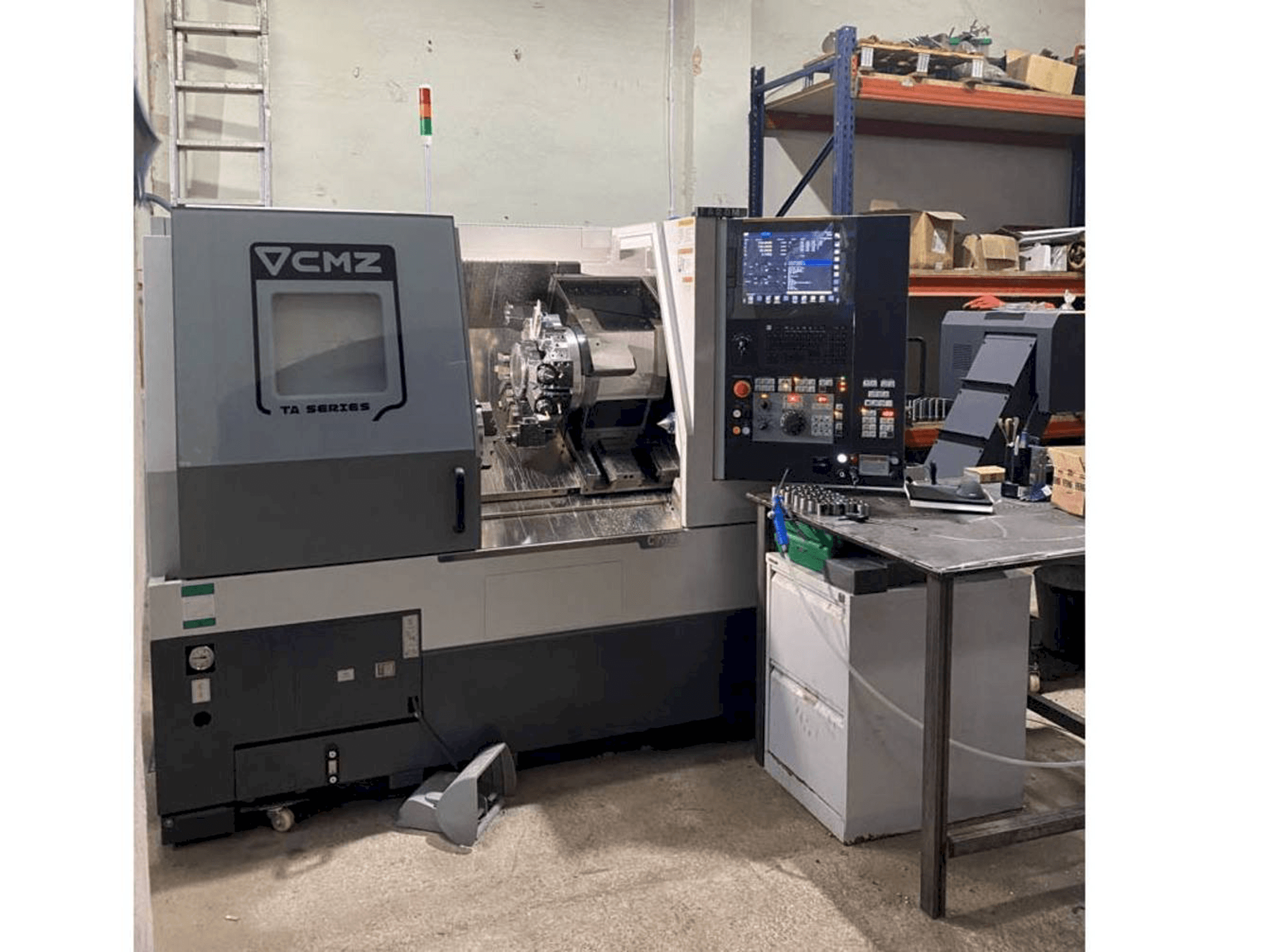 Prikaz stroja CMZ TA20M Z640 sprijeda