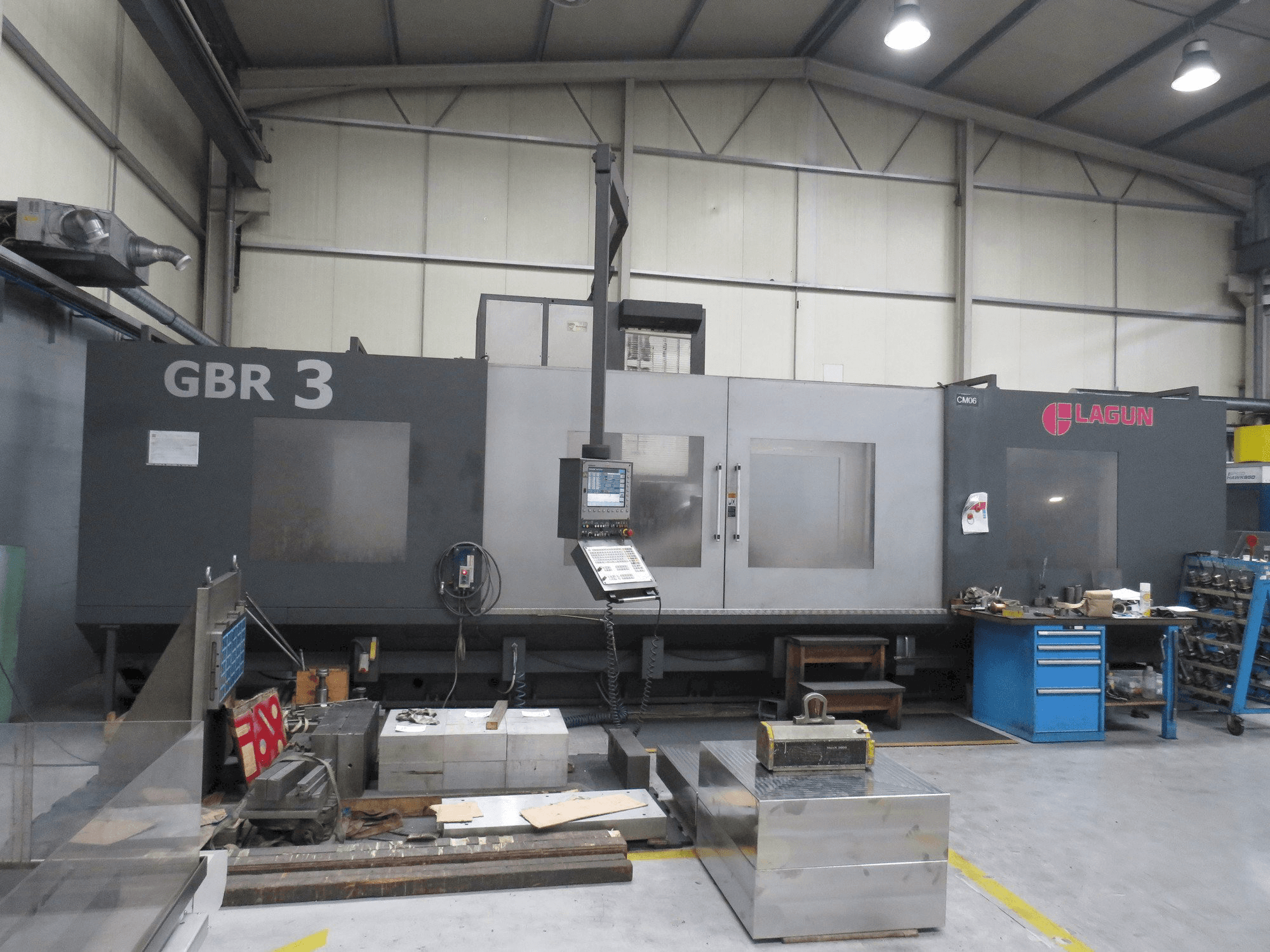 Prikaz stroja LAGUN GBR3 sprijeda