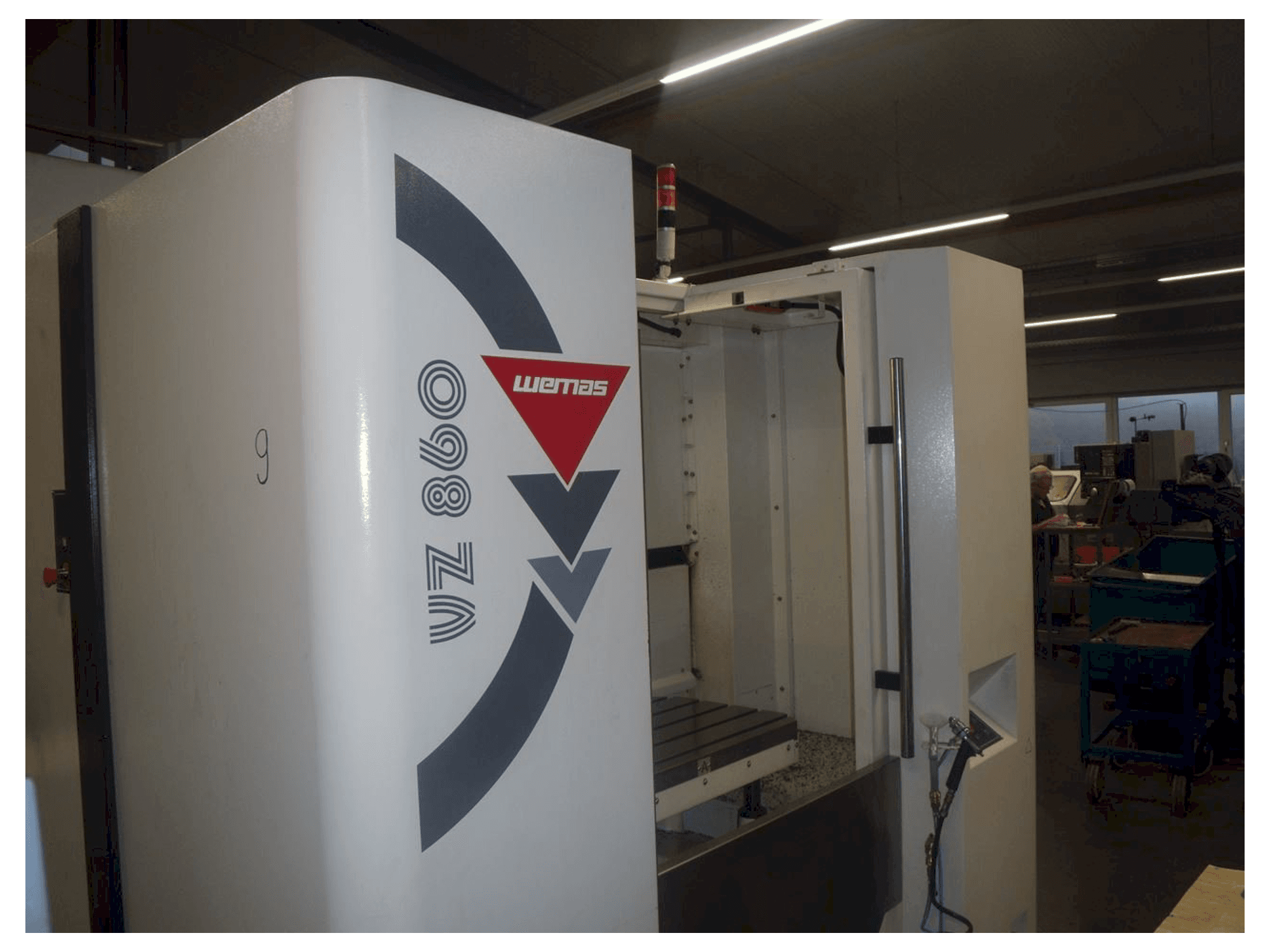 Prikaz stroja WEMAS VZ 860 APC sprijeda