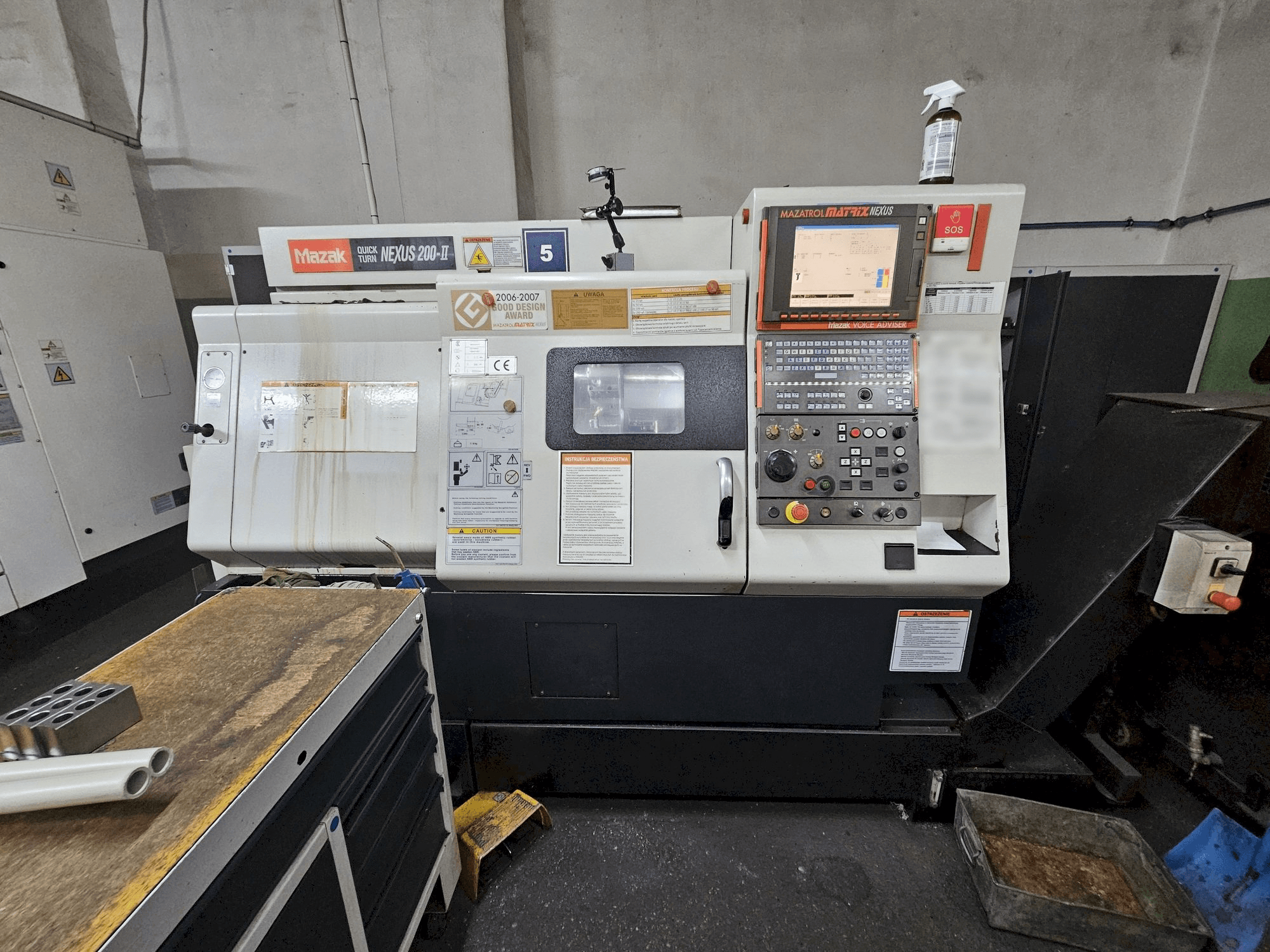 Prikaz stroja Mazak QUICKTURN NEXUS 200-II sprijeda