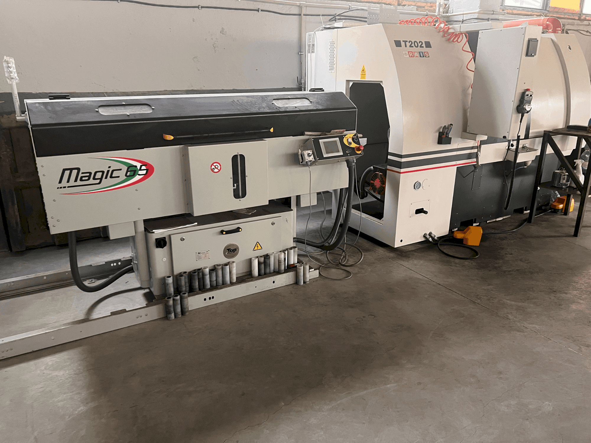 Prikaz stroja RAIS T202 sprijeda