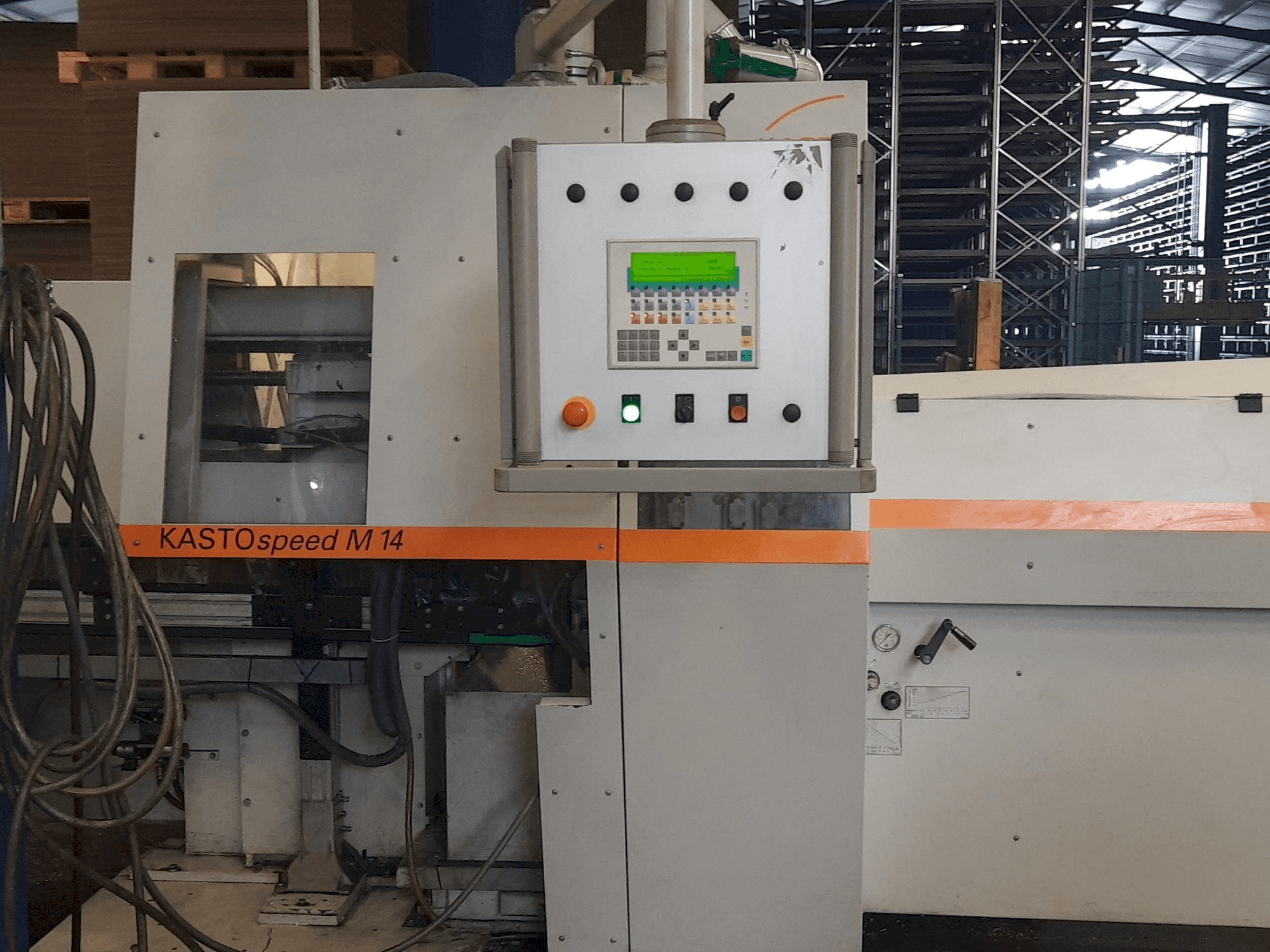 Prikaz stroja KASTO speed M14 sprijeda