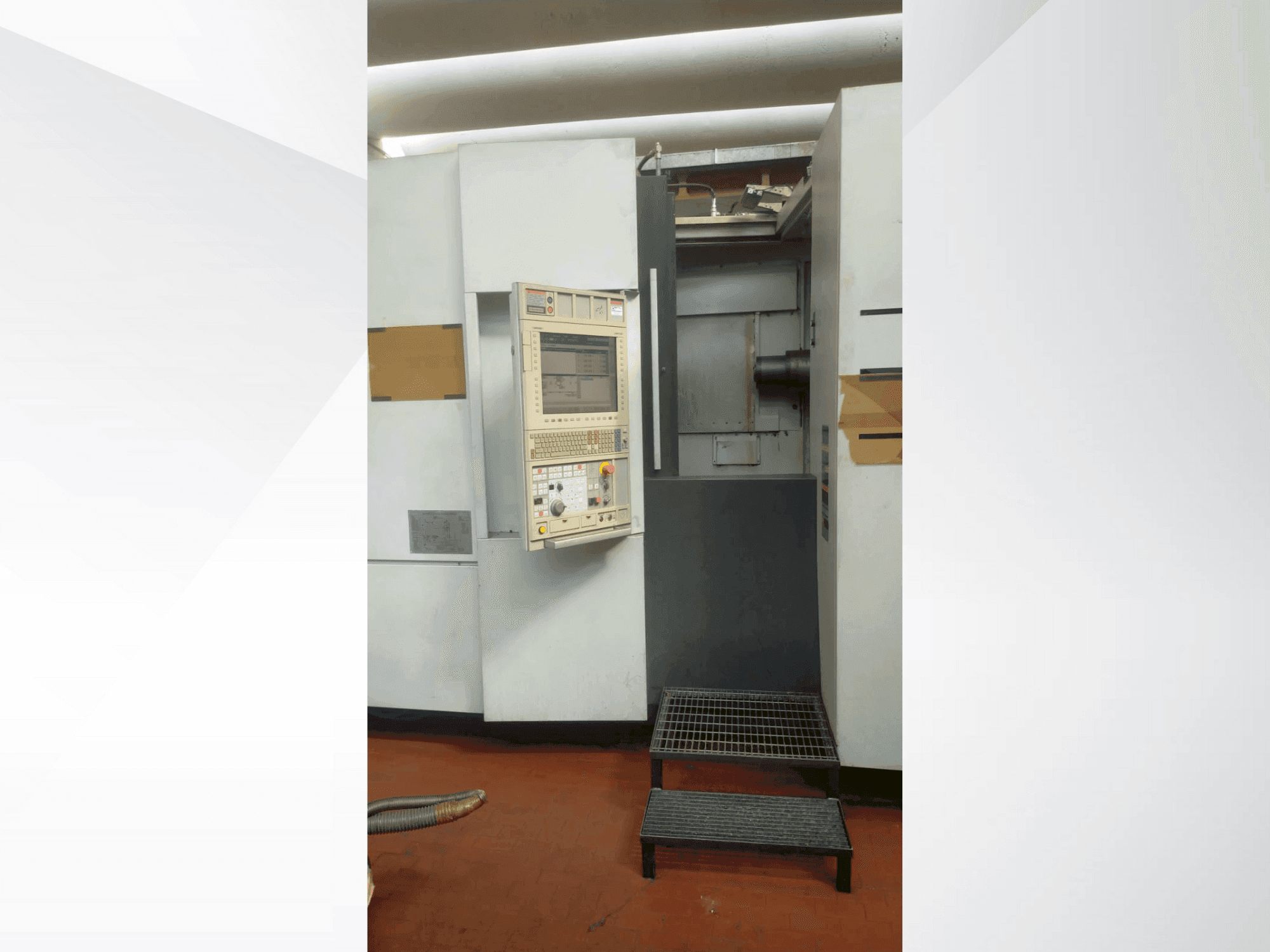 Prikaz stroja MORI SEIKI NH 5000/40 DCG sprijeda