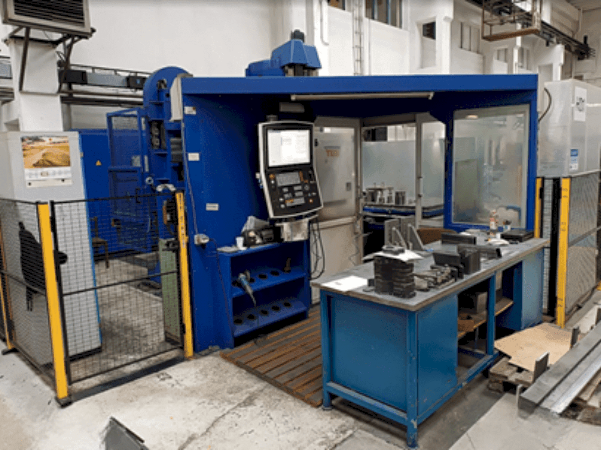 Prikaz stroja TOS Varnsdorf WHQ 10 CNC sprijeda