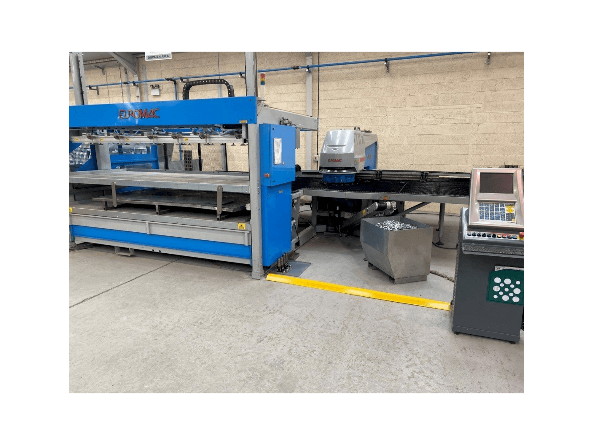 Prikaz stroja Euromac MTX Flex 12 Hybrid sprijeda