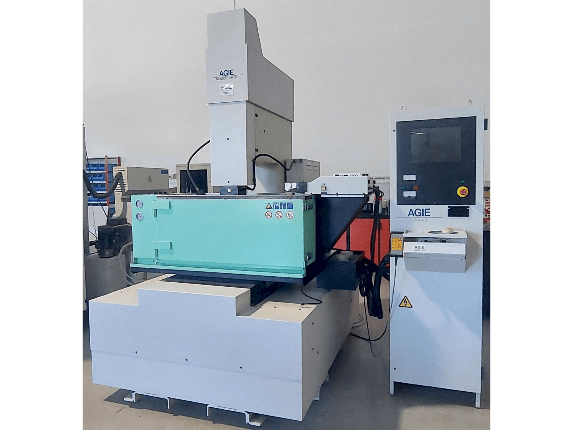 Prikaz stroja AGIE MONDO STAR 50 sprijeda