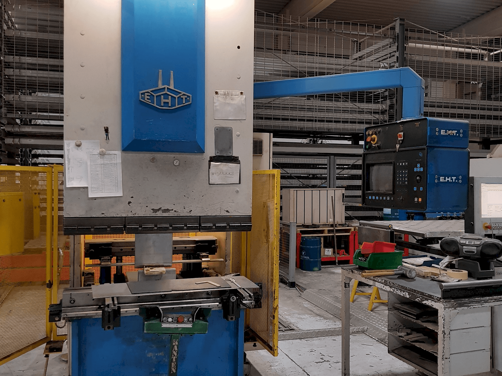 Prikaz stroja EHT EHP 5.5-12 sprijeda