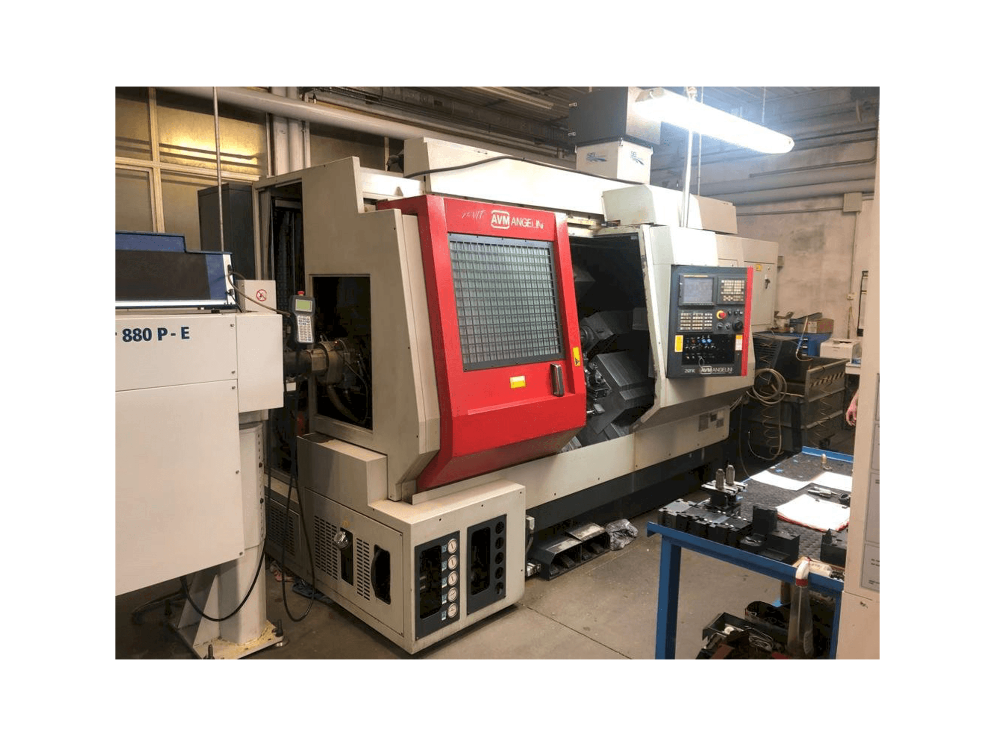 Prikaz stroja AVM Angelini Zenit sprijeda