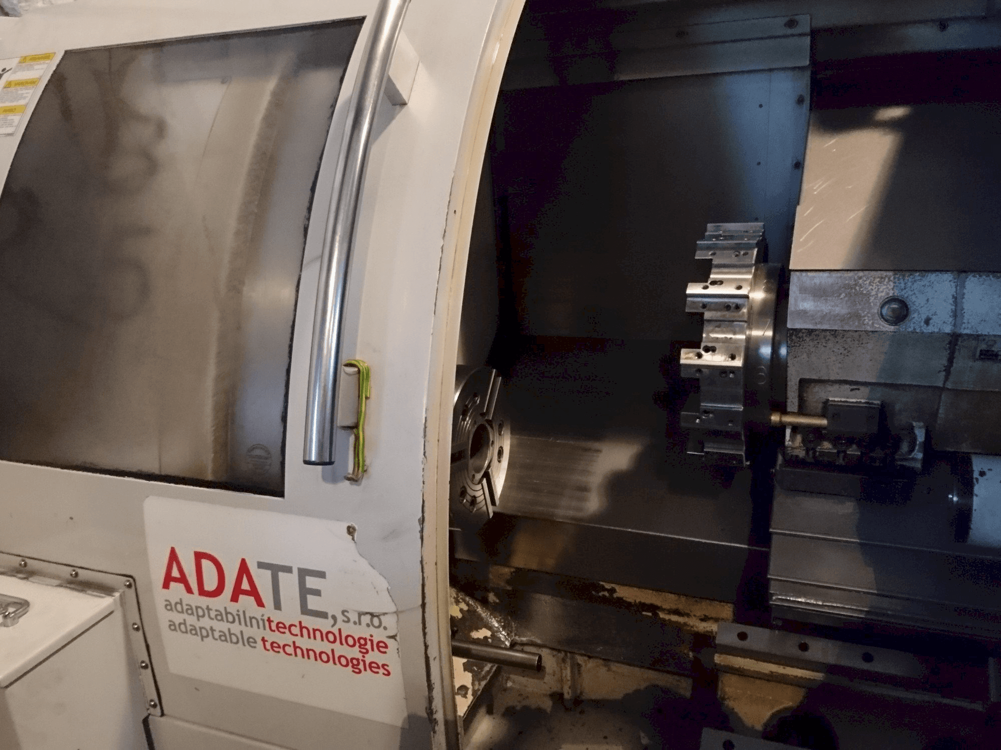 Prikaz stroja MICROCUT LT-65 sprijeda