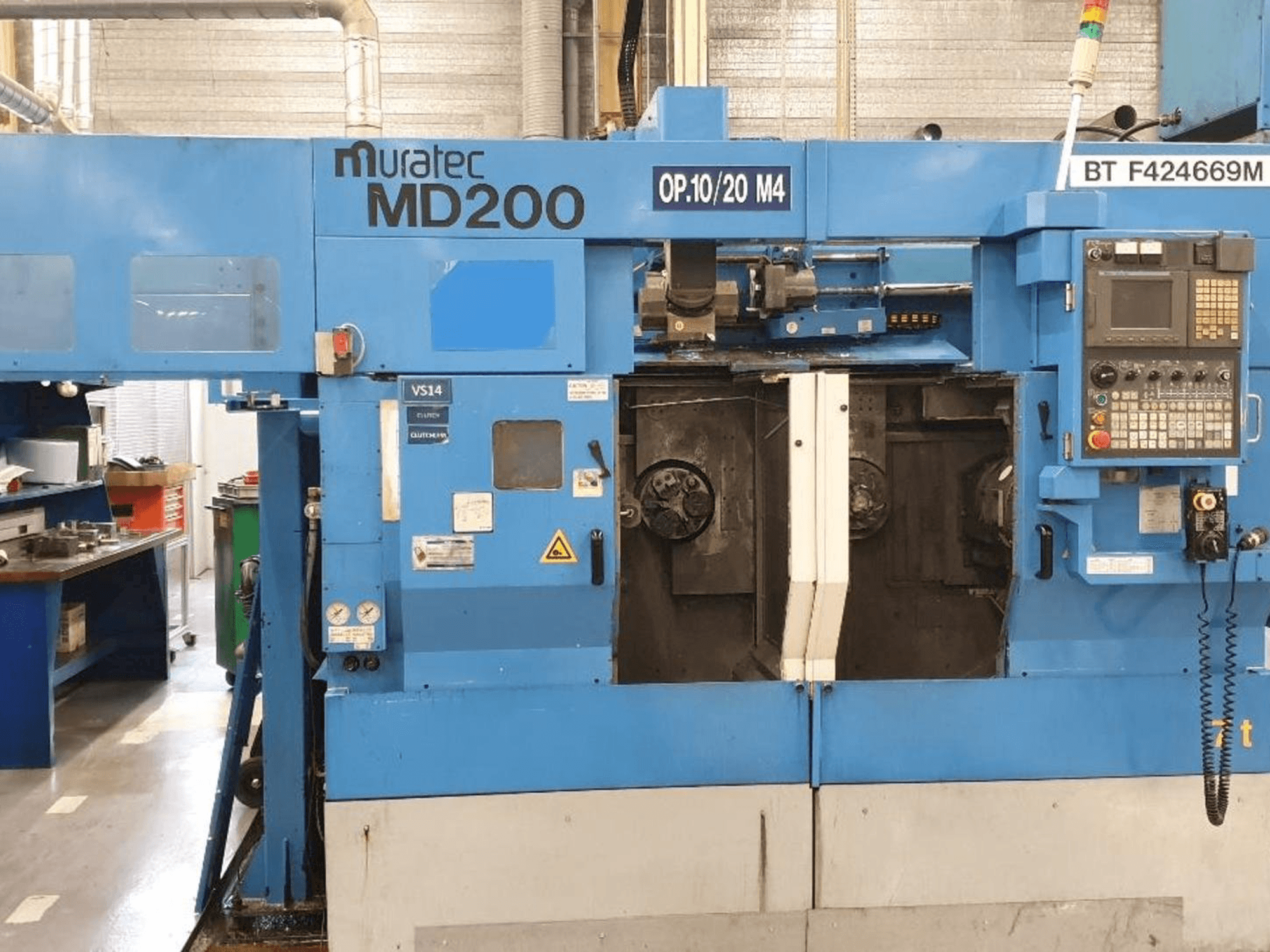 Prikaz stroja Muratec MD200 sprijeda