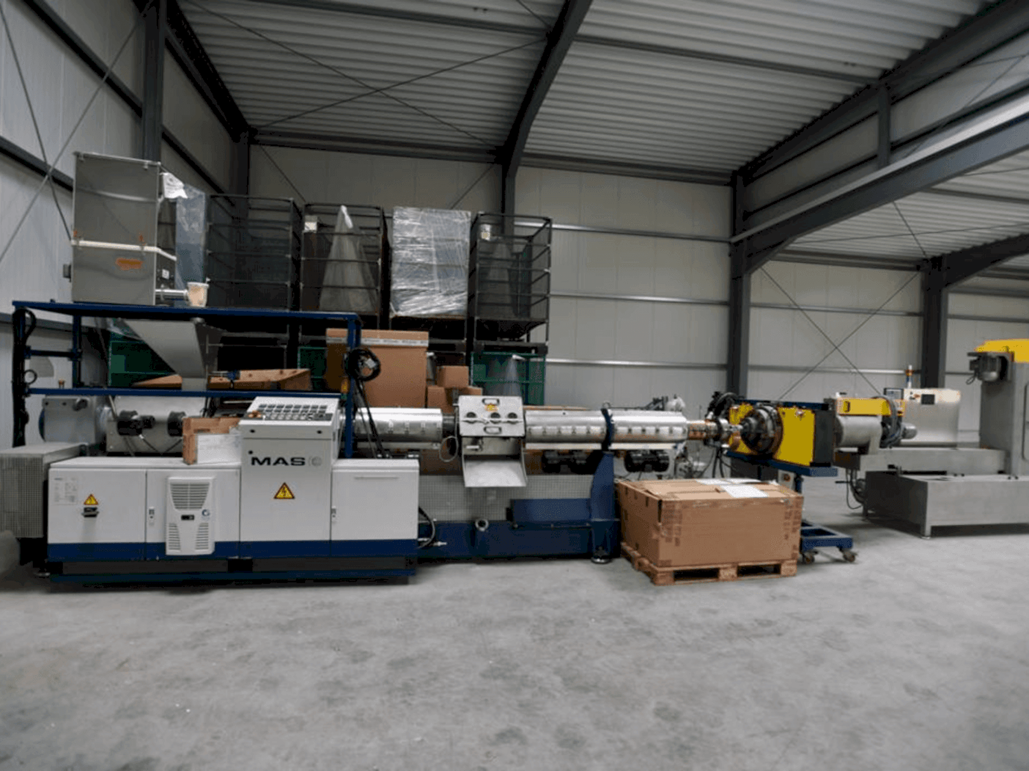 Prikaz stroja MAS 120E sprijeda