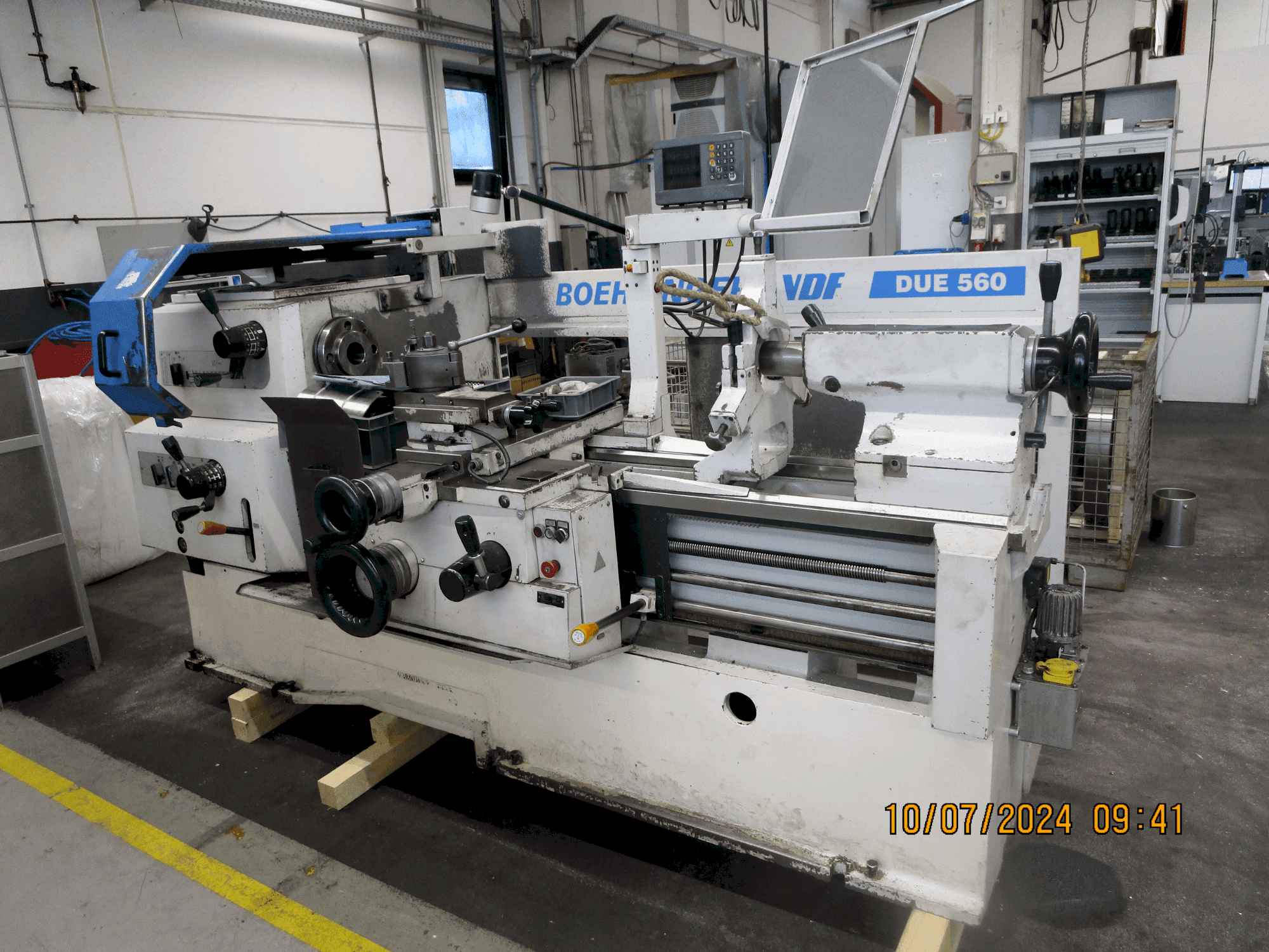 Prikaz stroja BOEHRINGER VDF DUE 560 sprijeda